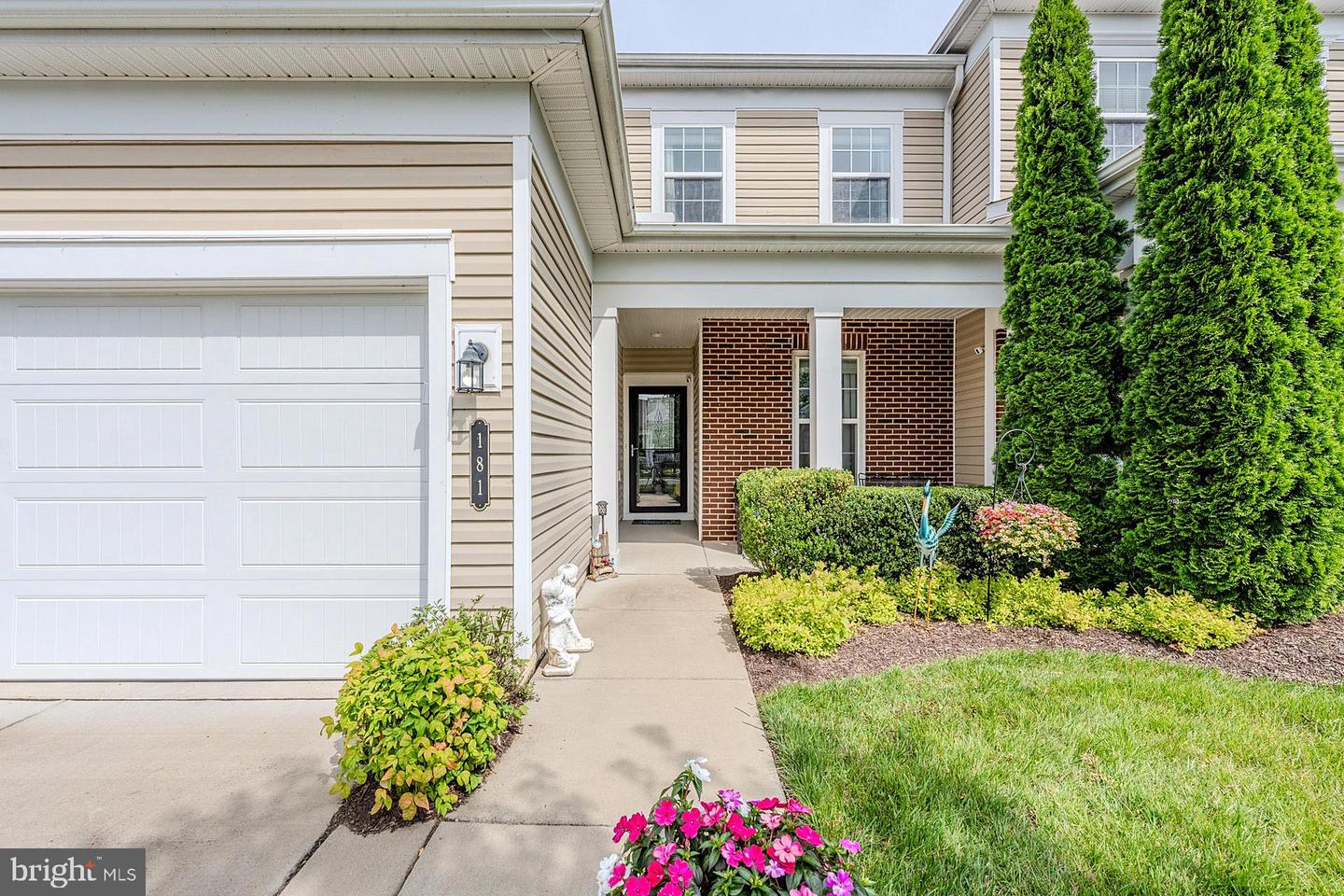 181 LONG POINT DR, FREDERICKSBURG, Virginia 22406, 3 Bedrooms Bedrooms, ,3 BathroomsBathrooms,Residential,For sale,181 LONG POINT DR,VAST2039534 MLS # VAST2039534