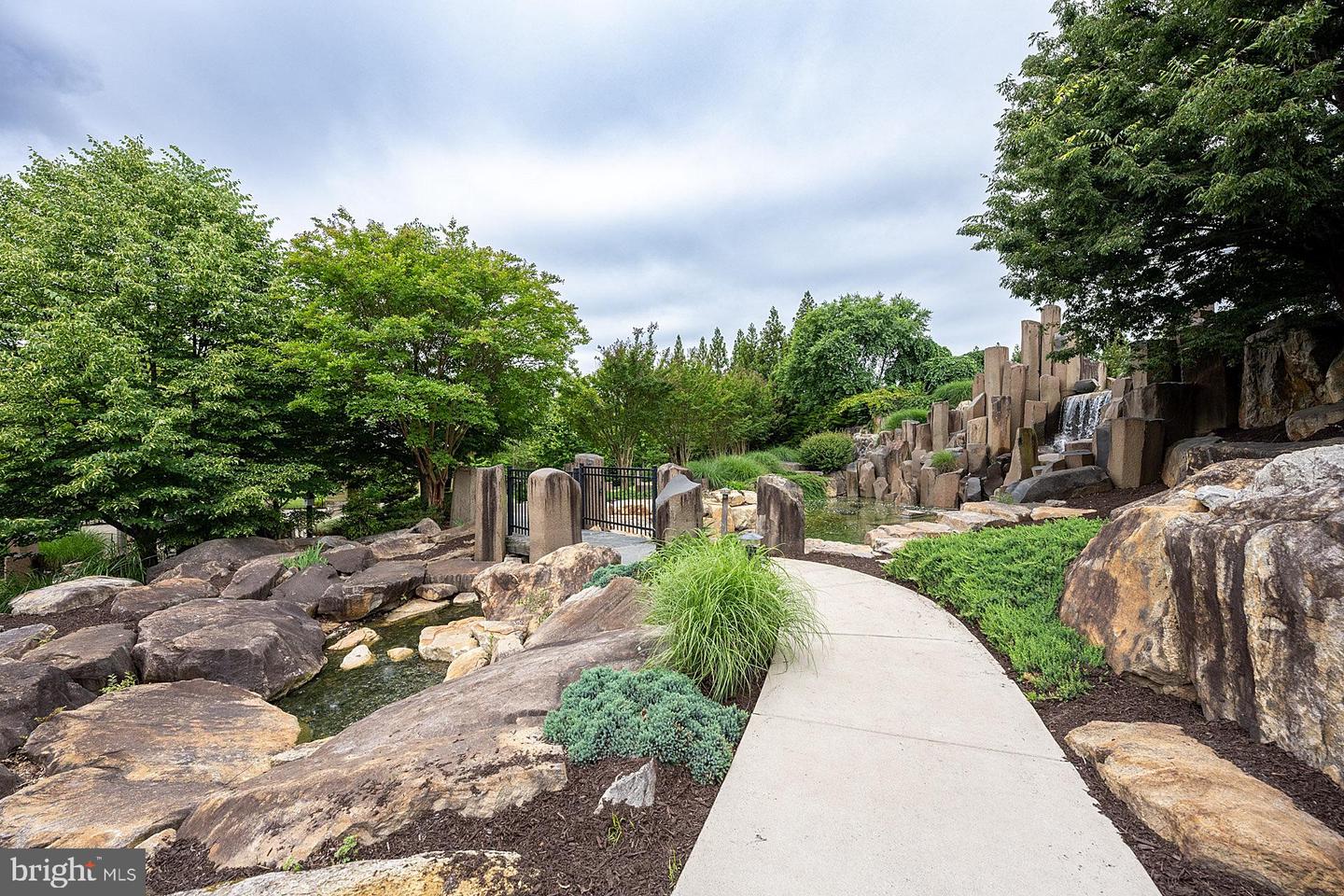 181 LONG POINT DR, FREDERICKSBURG, Virginia 22406, 3 Bedrooms Bedrooms, ,3 BathroomsBathrooms,Residential,For sale,181 LONG POINT DR,VAST2039534 MLS # VAST2039534