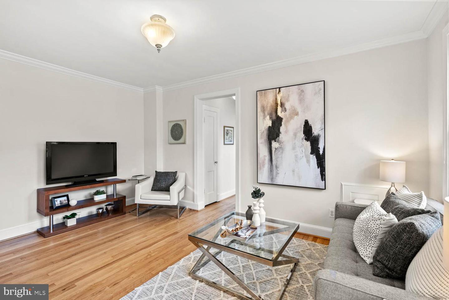 715 S WASHINGTON ST #A-11, ALEXANDRIA, Virginia 22314, 1 Bedroom Bedrooms, ,1 BathroomBathrooms,Residential,For sale,715 S WASHINGTON ST #A-11,VAAX2046158 MLS # VAAX2046158