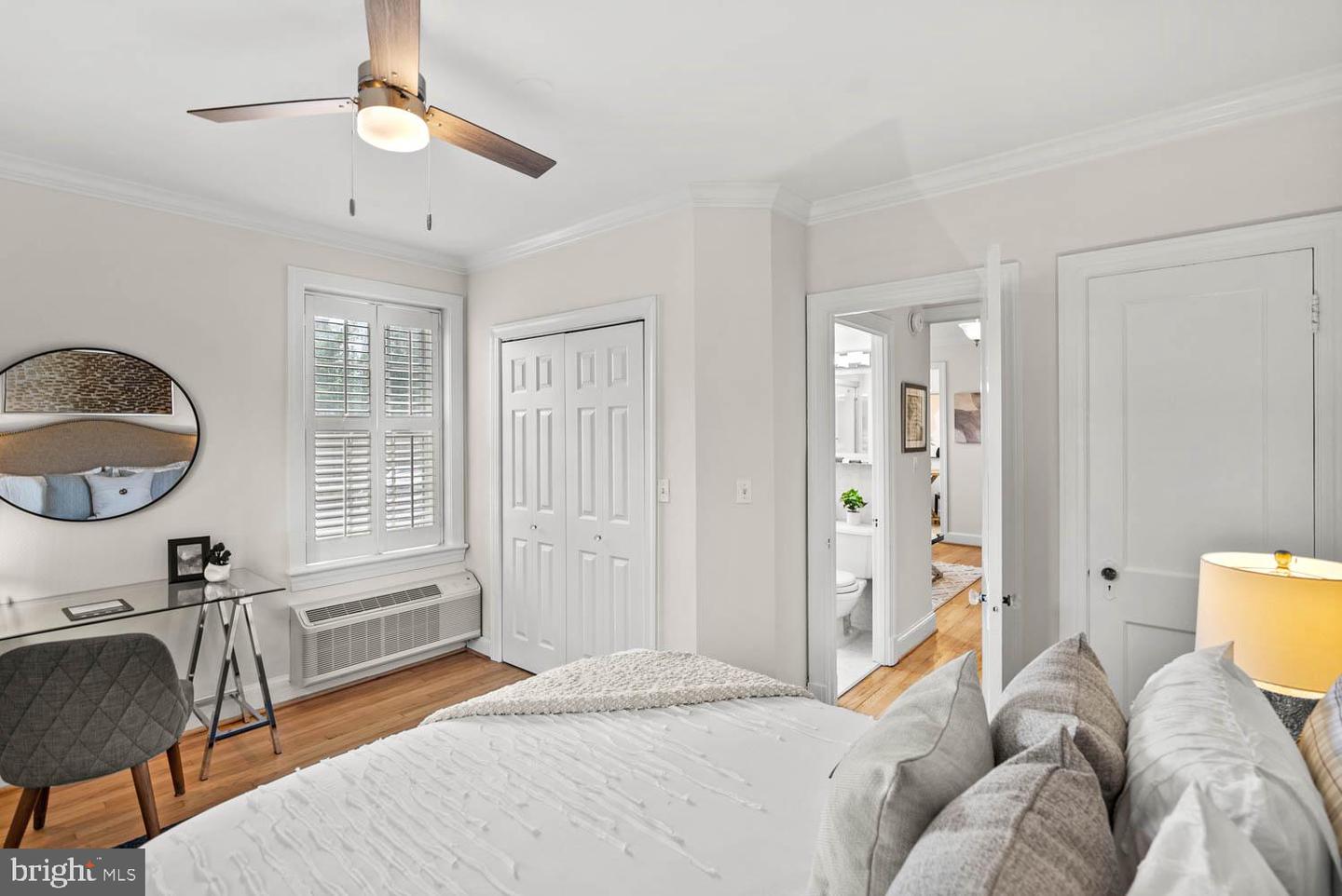 715 S WASHINGTON ST #A-11, ALEXANDRIA, Virginia 22314, 1 Bedroom Bedrooms, ,1 BathroomBathrooms,Residential,For sale,715 S WASHINGTON ST #A-11,VAAX2046158 MLS # VAAX2046158