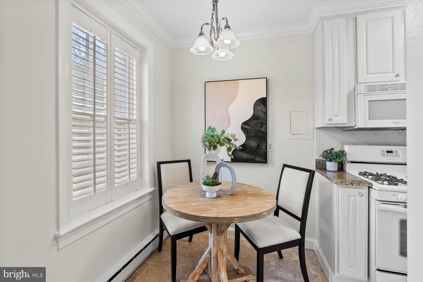 715 S WASHINGTON ST #A-11, ALEXANDRIA, Virginia 22314, 1 Bedroom Bedrooms, ,1 BathroomBathrooms,Residential,For sale,715 S WASHINGTON ST #A-11,VAAX2046158 MLS # VAAX2046158