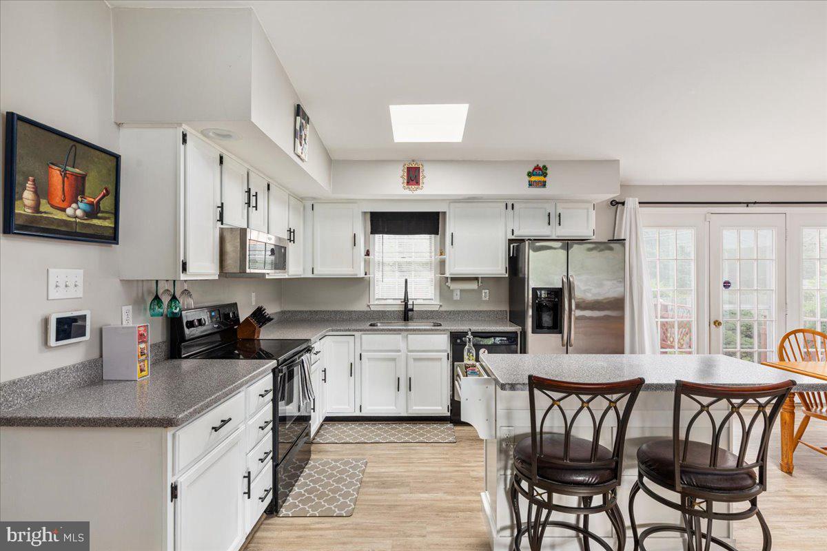 102 WINNEPEG PL, WINCHESTER, Virginia 22603, 3 Bedrooms Bedrooms, ,2 BathroomsBathrooms,Residential,For sale,102 WINNEPEG PL,VAFV2034676 MLS # VAFV2034676