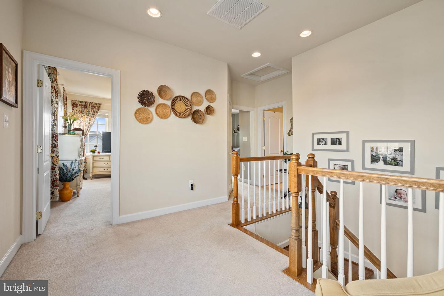11821 WHITWORTH CANNON LN, BRISTOW, Virginia 20136, 3 Bedrooms Bedrooms, ,2 BathroomsBathrooms,Residential,For sale,11821 WHITWORTH CANNON LN,VAPW2096370 MLS # VAPW2096370