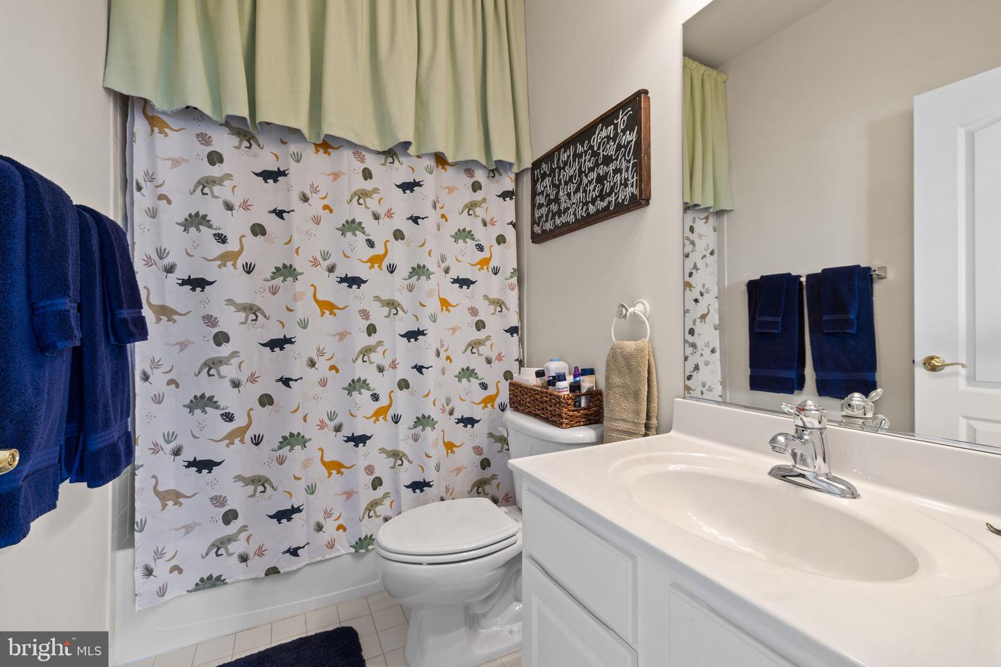 11821 WHITWORTH CANNON LN, BRISTOW, Virginia 20136, 3 Bedrooms Bedrooms, ,2 BathroomsBathrooms,Residential,For sale,11821 WHITWORTH CANNON LN,VAPW2096370 MLS # VAPW2096370