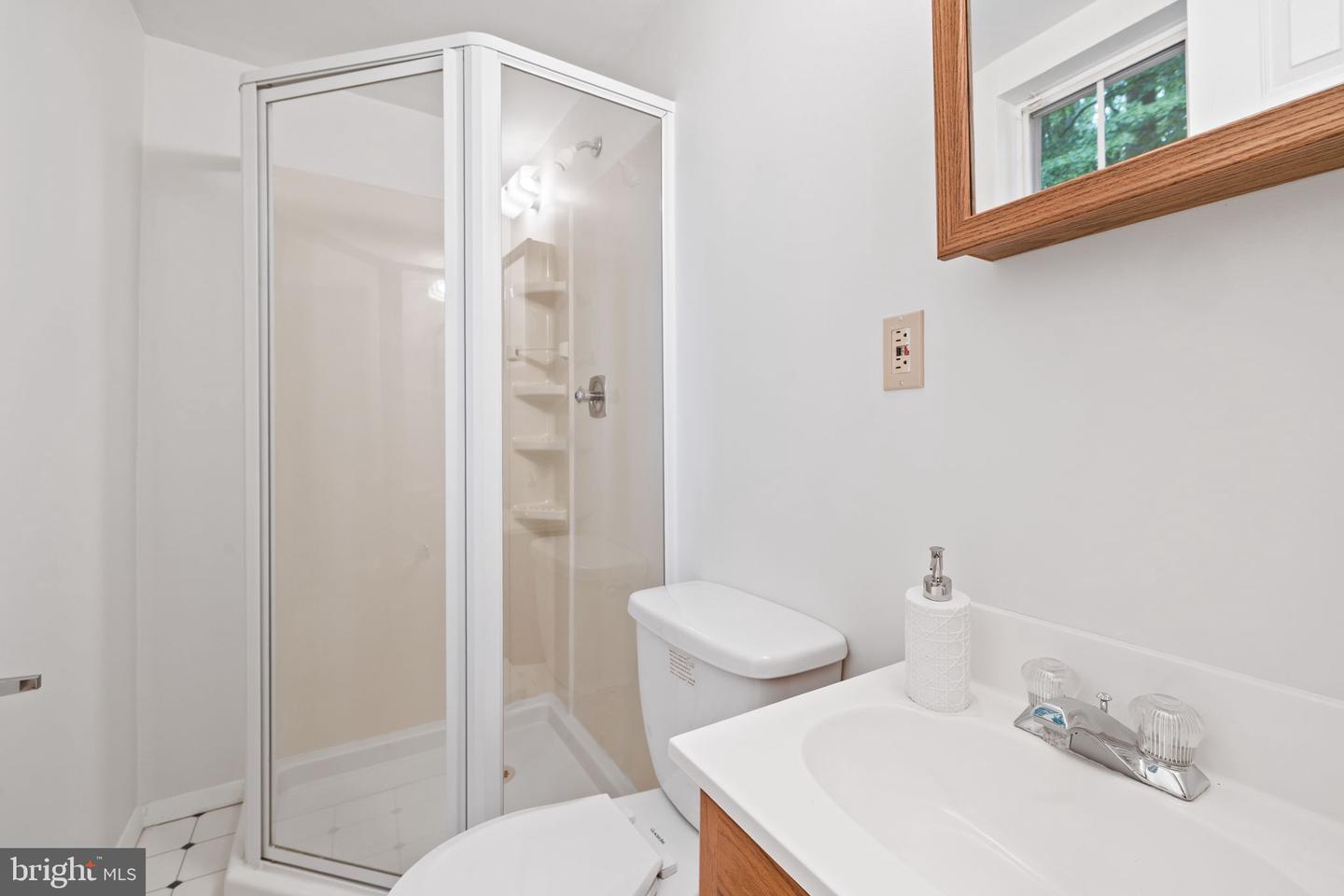 10729 FREDS OAK CT, BURKE, Virginia 22015, 3 Bedrooms Bedrooms, ,2 BathroomsBathrooms,Residential,For sale,10729 FREDS OAK CT,VAFX2245756 MLS # VAFX2245756
