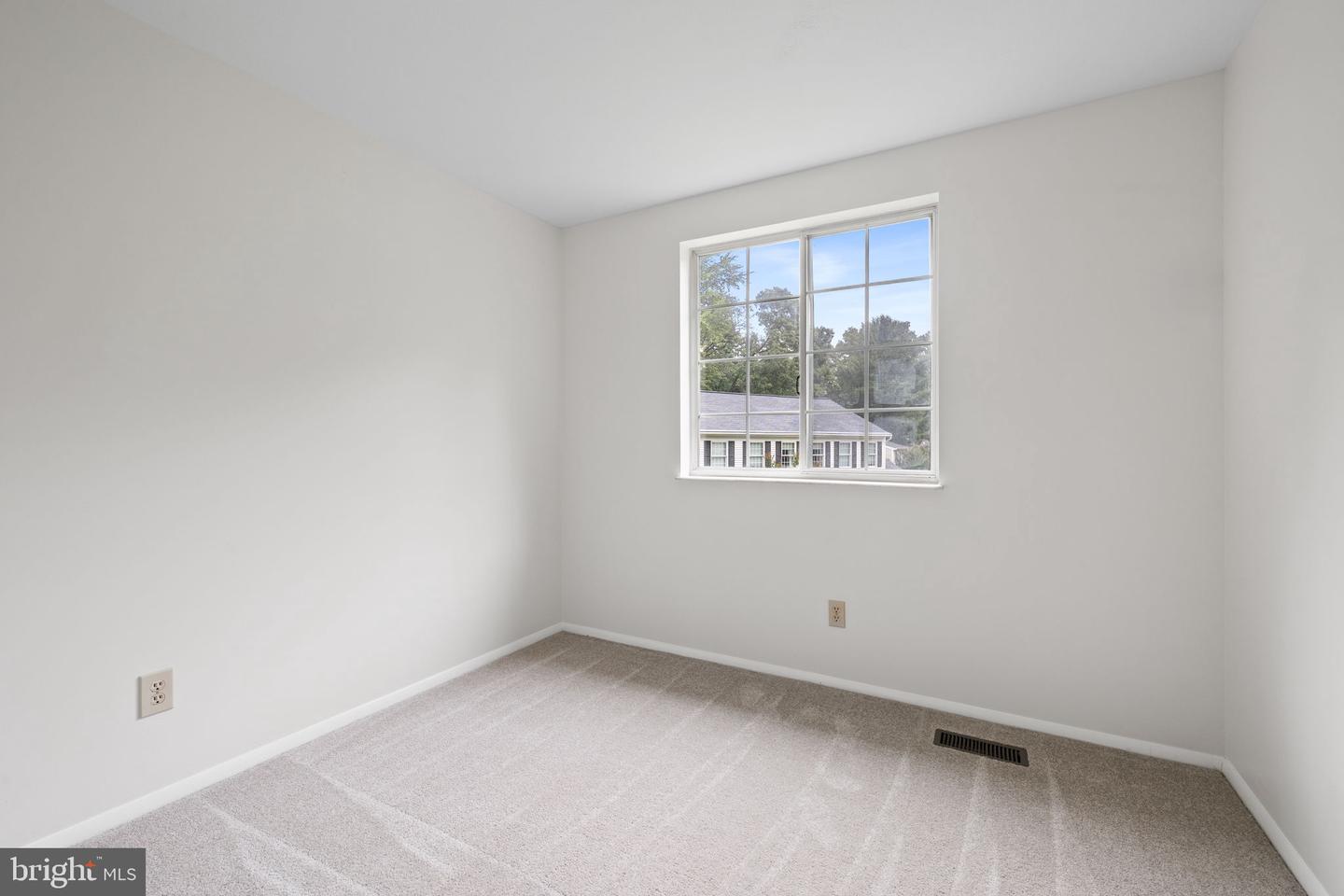 10729 FREDS OAK CT, BURKE, Virginia 22015, 3 Bedrooms Bedrooms, ,2 BathroomsBathrooms,Residential,For sale,10729 FREDS OAK CT,VAFX2245756 MLS # VAFX2245756
