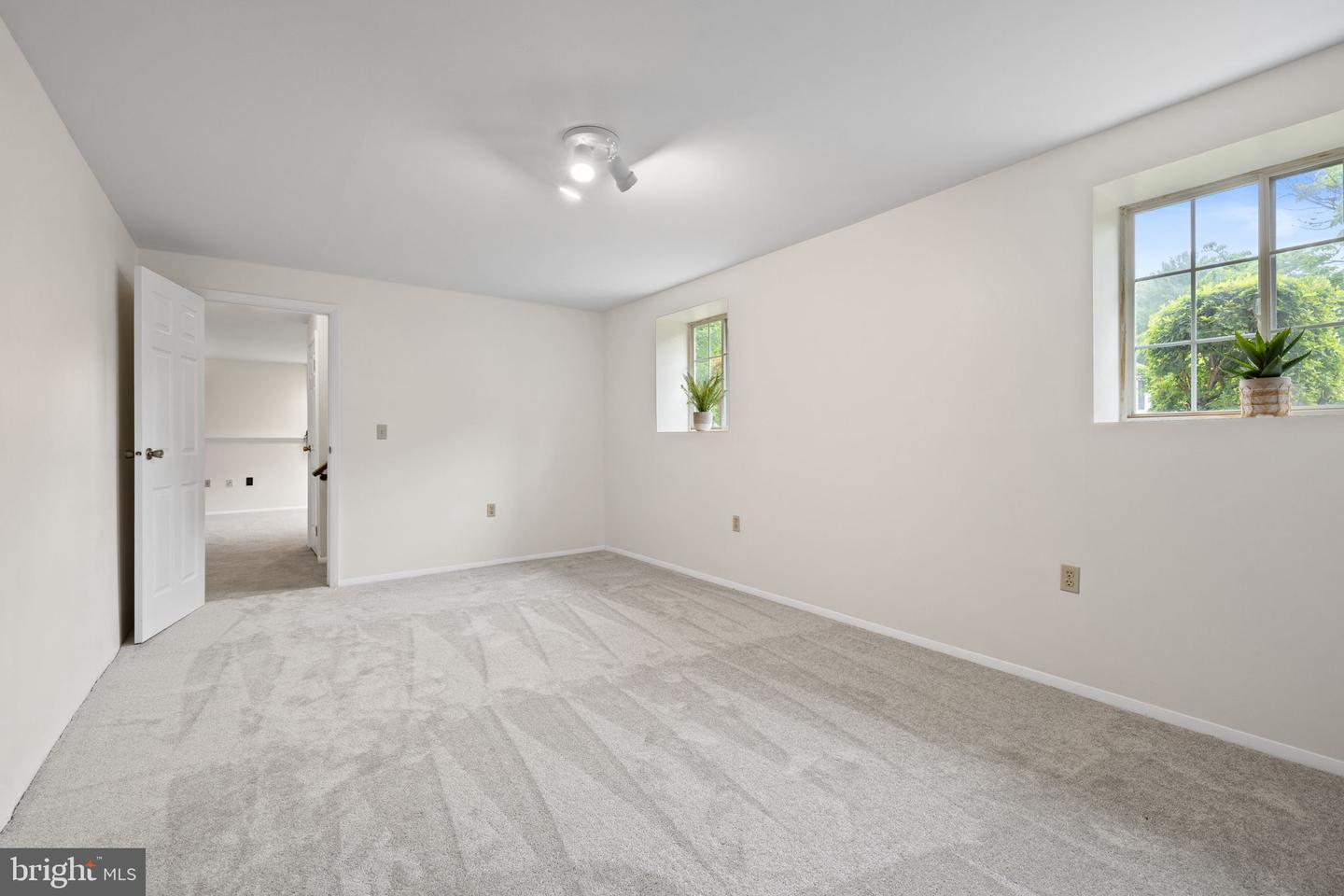 10729 FREDS OAK CT, BURKE, Virginia 22015, 3 Bedrooms Bedrooms, ,2 BathroomsBathrooms,Residential,For sale,10729 FREDS OAK CT,VAFX2245756 MLS # VAFX2245756