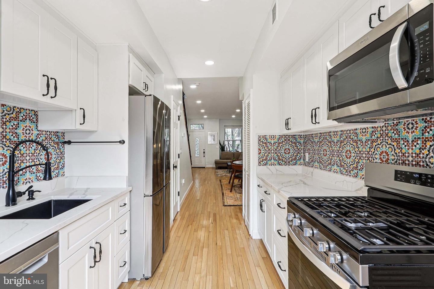 2254 12TH ST NW, WASHINGTON, District Of Columbia 20009, 2 Bedrooms Bedrooms, ,1 BathroomBathrooms,Residential,For sale,2254 12TH ST NW,DCDC2204272 MLS # DCDC2204272