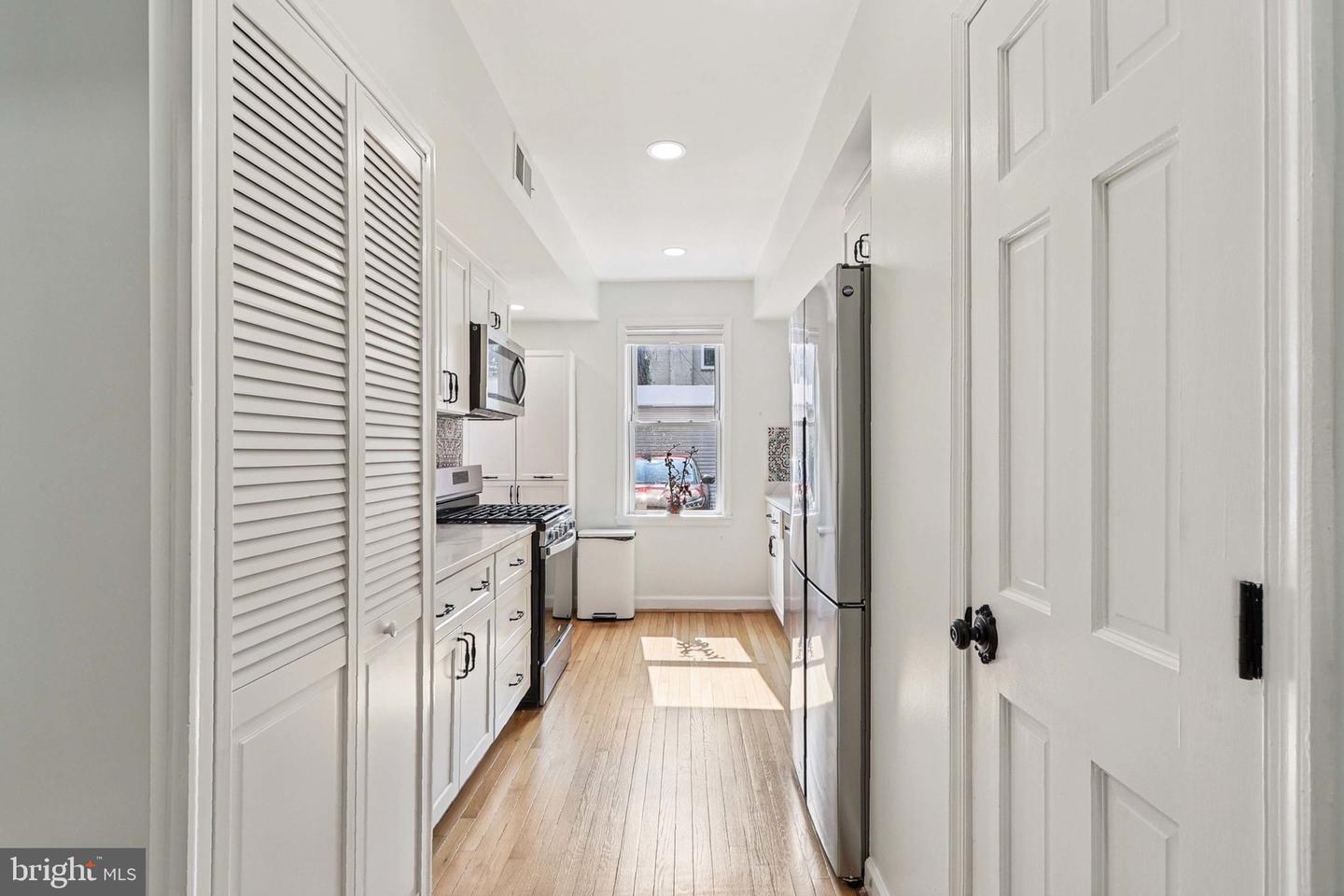 2254 12TH ST NW, WASHINGTON, District Of Columbia 20009, 2 Bedrooms Bedrooms, ,1 BathroomBathrooms,Residential,For sale,2254 12TH ST NW,DCDC2204272 MLS # DCDC2204272