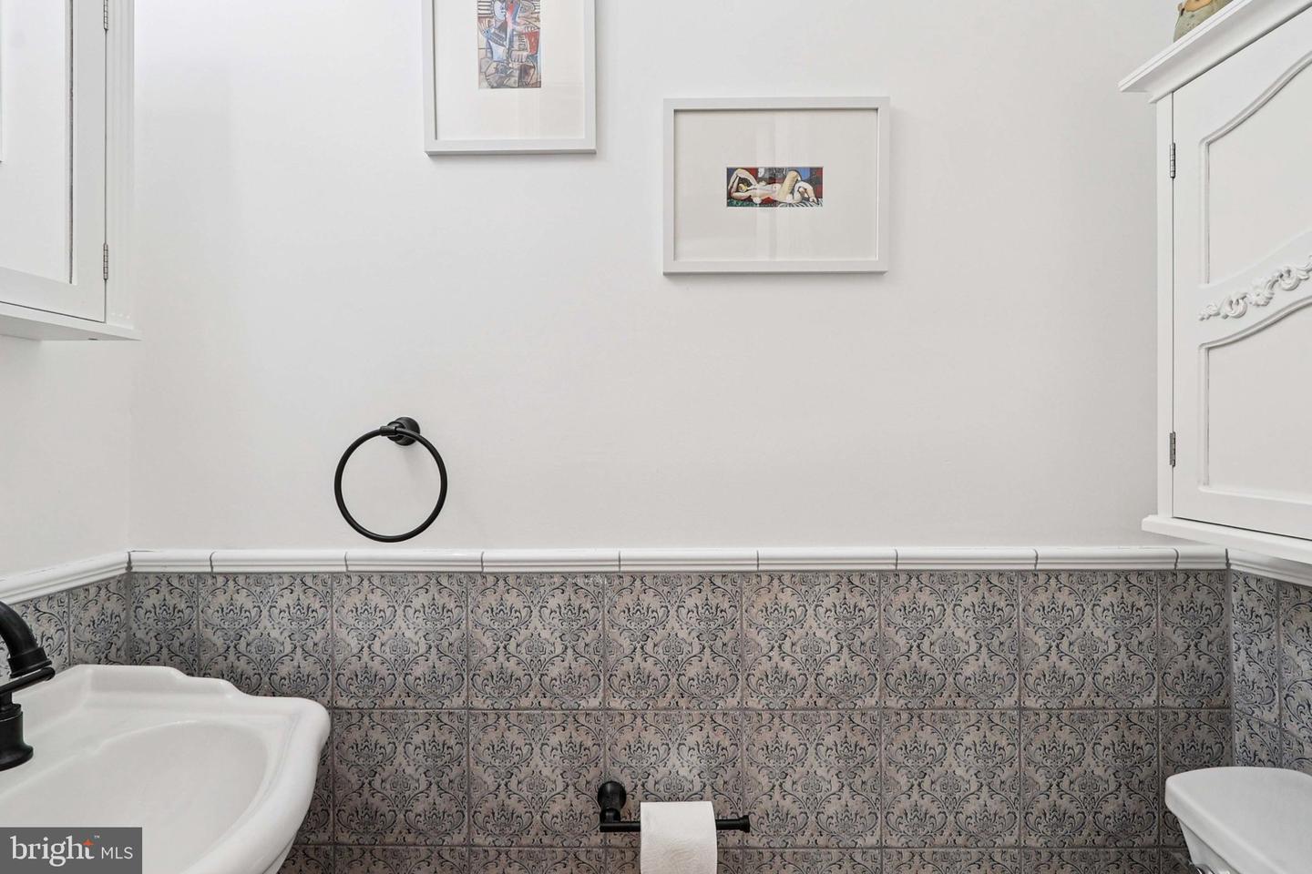 2254 12TH ST NW, WASHINGTON, District Of Columbia 20009, 2 Bedrooms Bedrooms, ,1 BathroomBathrooms,Residential,For sale,2254 12TH ST NW,DCDC2204272 MLS # DCDC2204272
