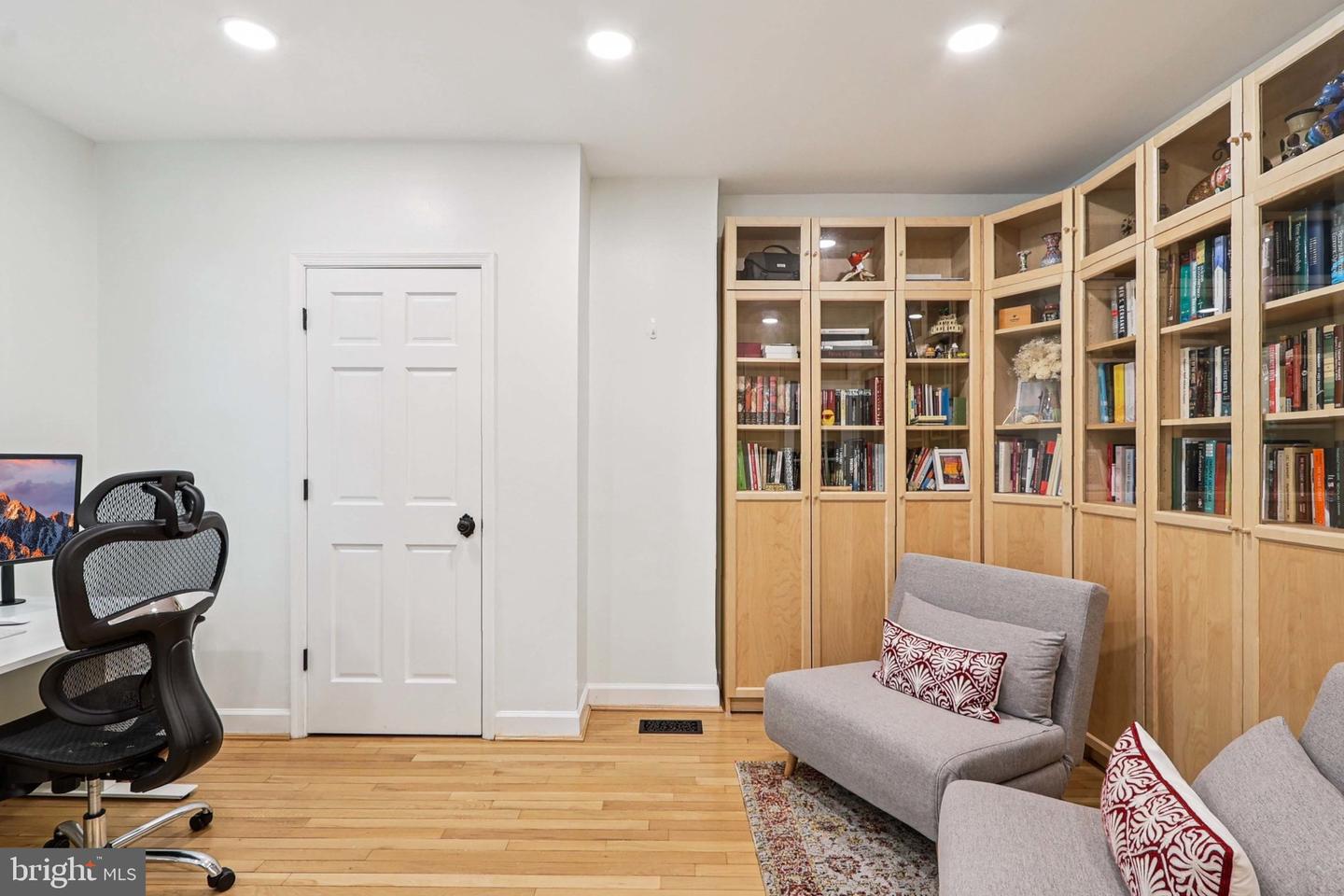 2254 12TH ST NW, WASHINGTON, District Of Columbia 20009, 2 Bedrooms Bedrooms, ,1 BathroomBathrooms,Residential,For sale,2254 12TH ST NW,DCDC2204272 MLS # DCDC2204272