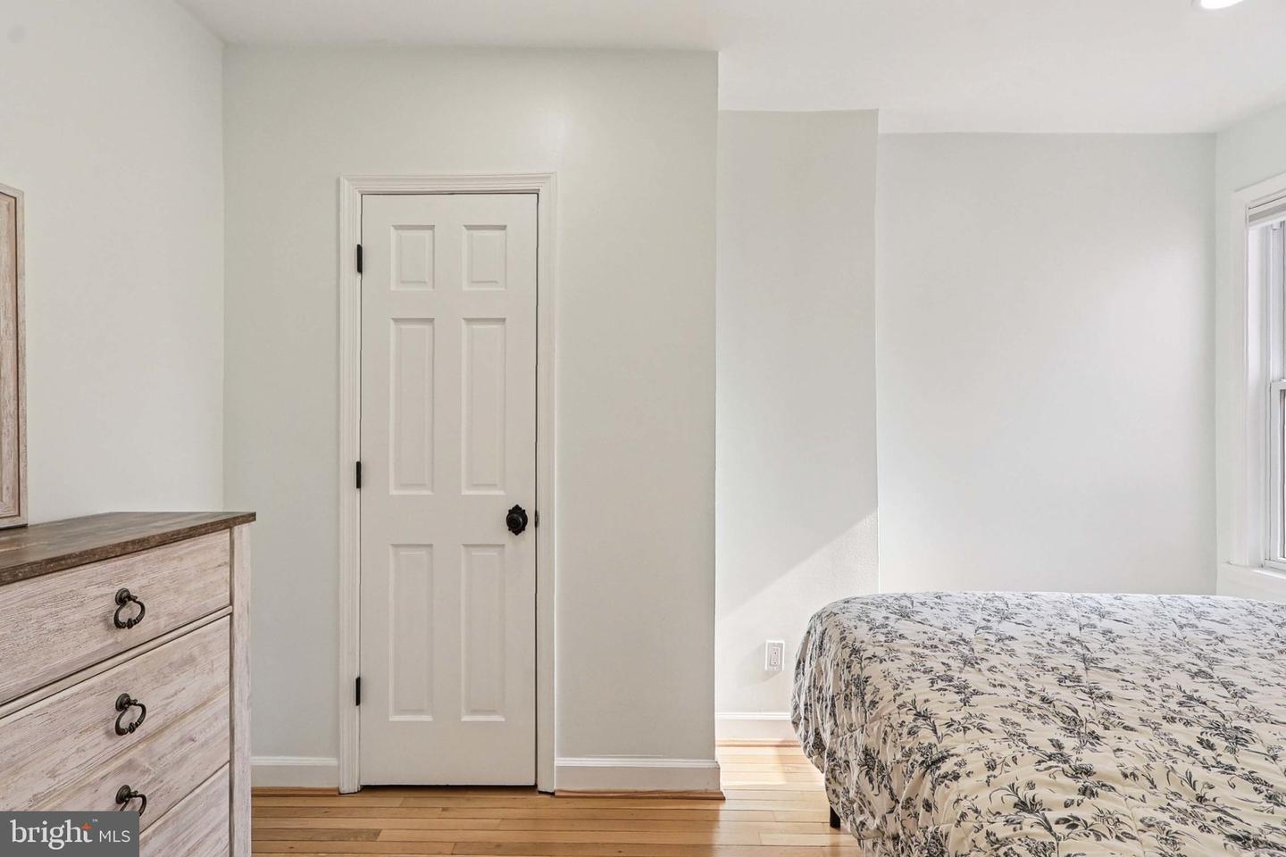 2254 12TH ST NW, WASHINGTON, District Of Columbia 20009, 2 Bedrooms Bedrooms, ,1 BathroomBathrooms,Residential,For sale,2254 12TH ST NW,DCDC2204272 MLS # DCDC2204272