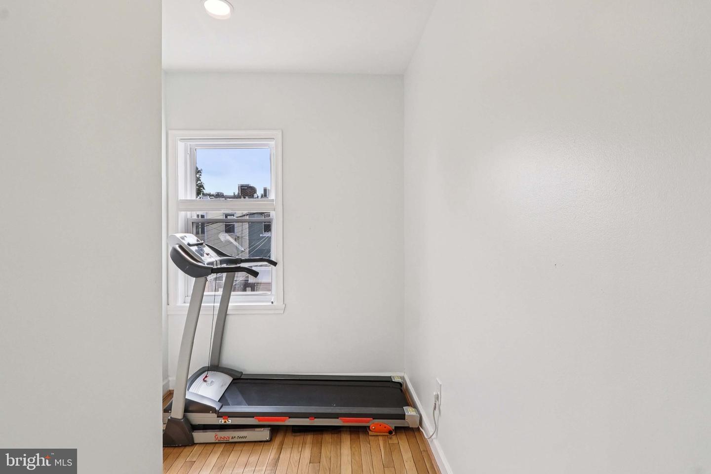 2254 12TH ST NW, WASHINGTON, District Of Columbia 20009, 2 Bedrooms Bedrooms, ,1 BathroomBathrooms,Residential,For sale,2254 12TH ST NW,DCDC2204272 MLS # DCDC2204272