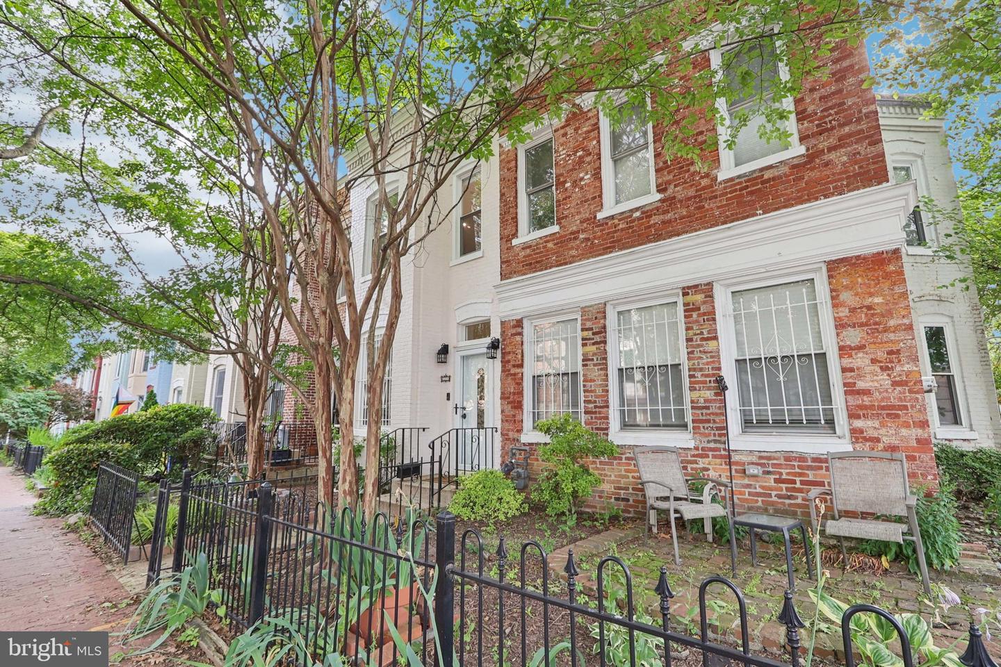 2254 12TH ST NW, WASHINGTON, District Of Columbia 20009, 2 Bedrooms Bedrooms, ,1 BathroomBathrooms,Residential,For sale,2254 12TH ST NW,DCDC2204272 MLS # DCDC2204272