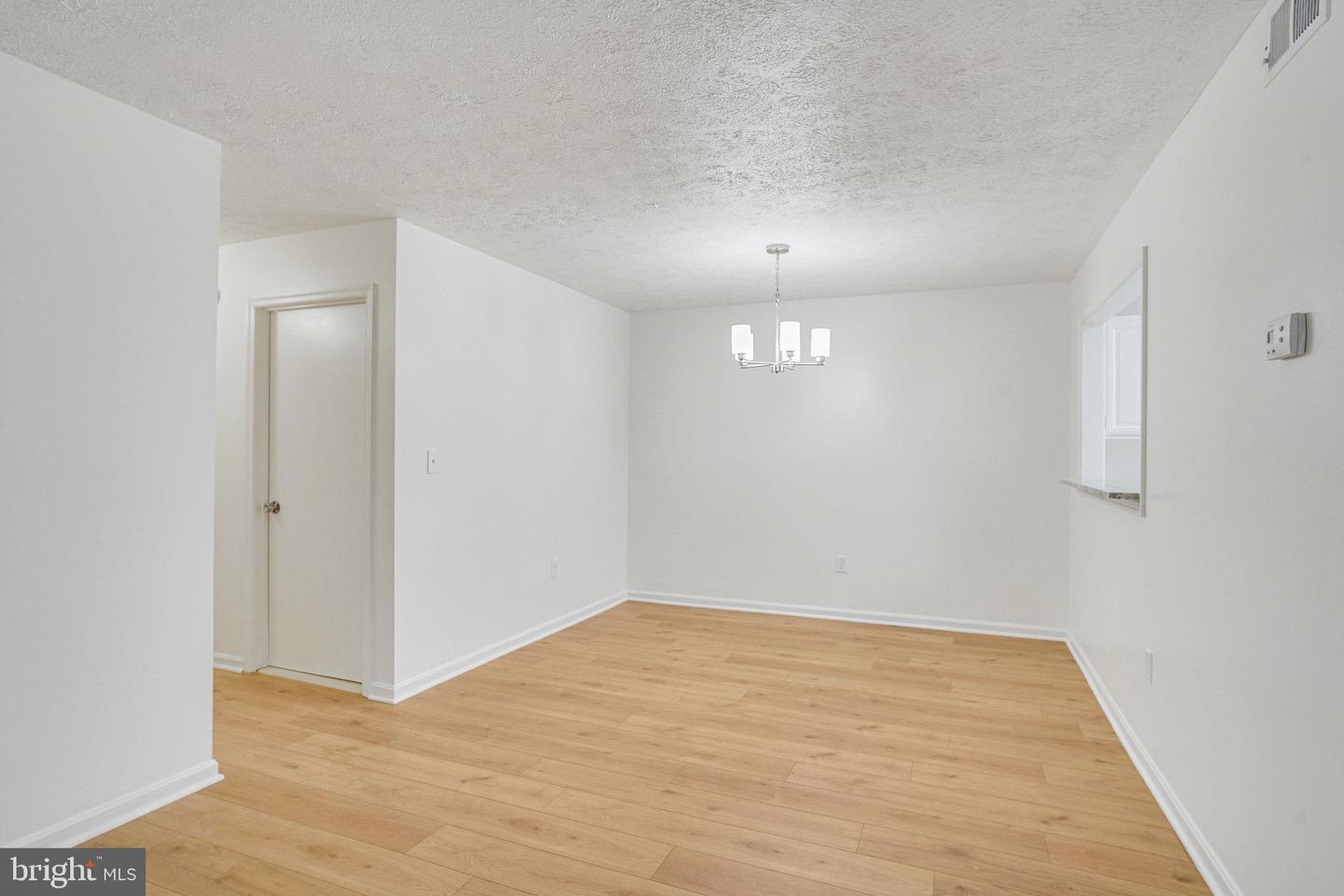 12010 CARDAMOM DR, WOODBRIDGE, Virginia 22192, 2 Bedrooms Bedrooms, ,2 BathroomsBathrooms,Residential,For sale,12010 CARDAMOM DR,VAPW2096242 MLS # VAPW2096242