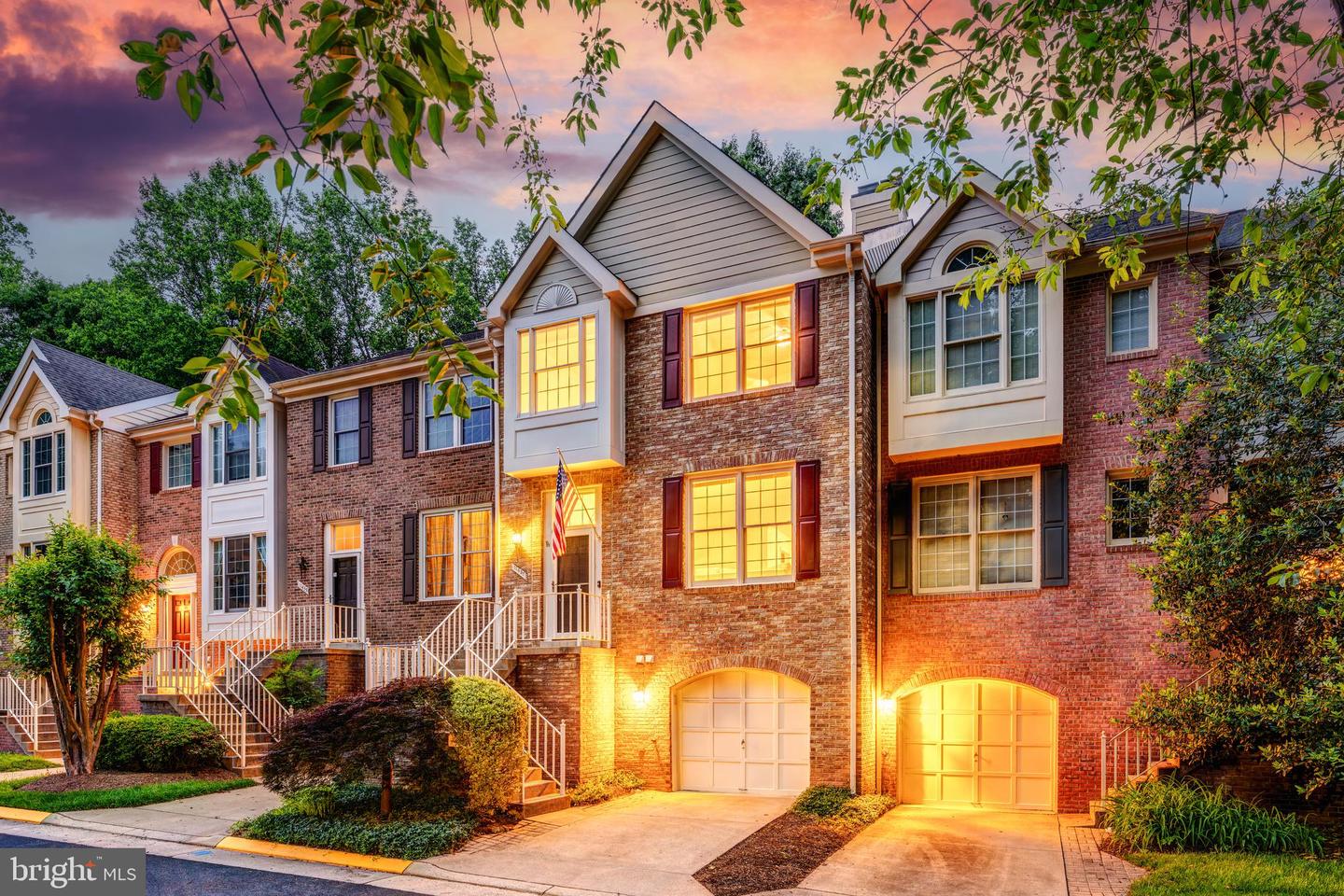 11437 HERITAGE OAK CT, RESTON, Virginia 20194, 3 Bedrooms Bedrooms, ,2 BathroomsBathrooms,Residential,For sale,11437 HERITAGE OAK CT,VAFX2245368 MLS # VAFX2245368