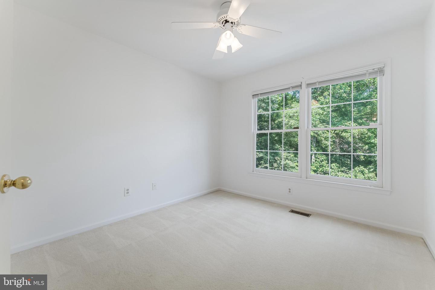 11437 HERITAGE OAK CT, RESTON, Virginia 20194, 3 Bedrooms Bedrooms, ,2 BathroomsBathrooms,Residential,For sale,11437 HERITAGE OAK CT,VAFX2245368 MLS # VAFX2245368