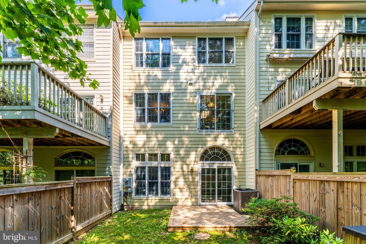 11437 HERITAGE OAK CT, RESTON, Virginia 20194, 3 Bedrooms Bedrooms, ,2 BathroomsBathrooms,Residential,For sale,11437 HERITAGE OAK CT,VAFX2245368 MLS # VAFX2245368