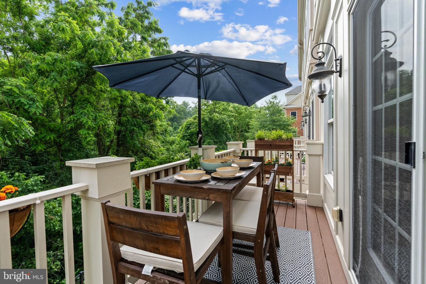 10665 YORKTOWN CT, FAIRFAX, Virginia 22030, 3 Bedrooms Bedrooms, ,3 BathroomsBathrooms,Residential,For sale,10665 YORKTOWN CT,VAFC2006428 MLS # VAFC2006428
