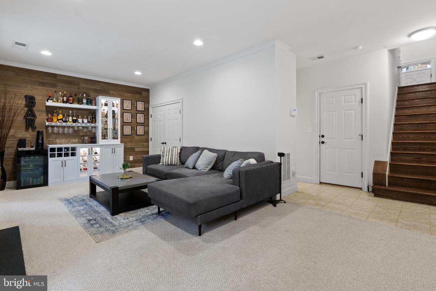 10665 YORKTOWN CT, FAIRFAX, Virginia 22030, 3 Bedrooms Bedrooms, ,3 BathroomsBathrooms,Residential,For sale,10665 YORKTOWN CT,VAFC2006428 MLS # VAFC2006428