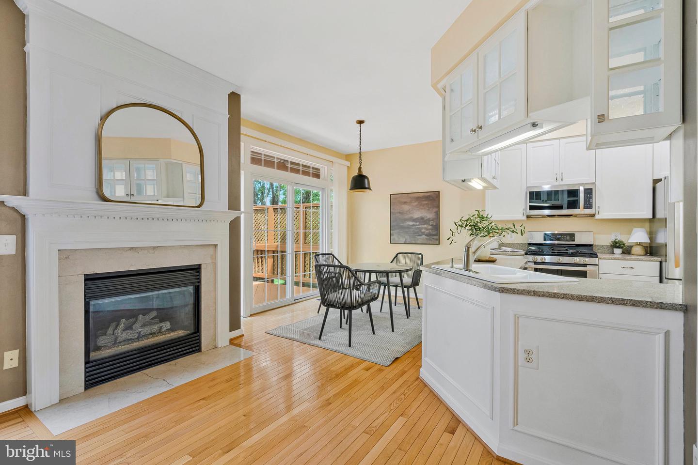 20931 TRINITY SQ, STERLING, Virginia 20165, 3 Bedrooms Bedrooms, ,3 BathroomsBathrooms,Residential,For sale,20931 TRINITY SQ,VALO2098780 MLS # VALO2098780