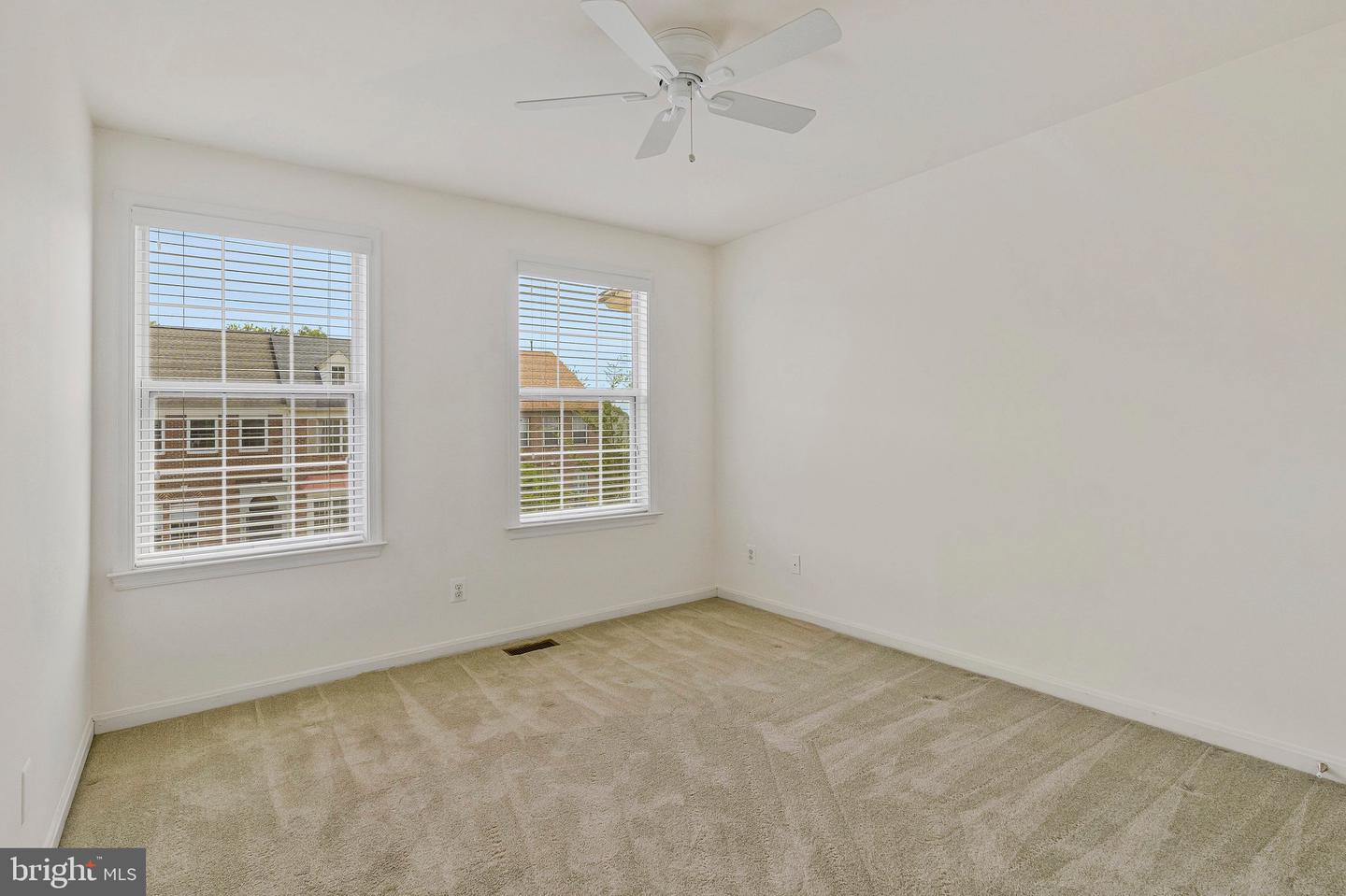 20931 TRINITY SQ, STERLING, Virginia 20165, 3 Bedrooms Bedrooms, ,3 BathroomsBathrooms,Residential,For sale,20931 TRINITY SQ,VALO2098780 MLS # VALO2098780