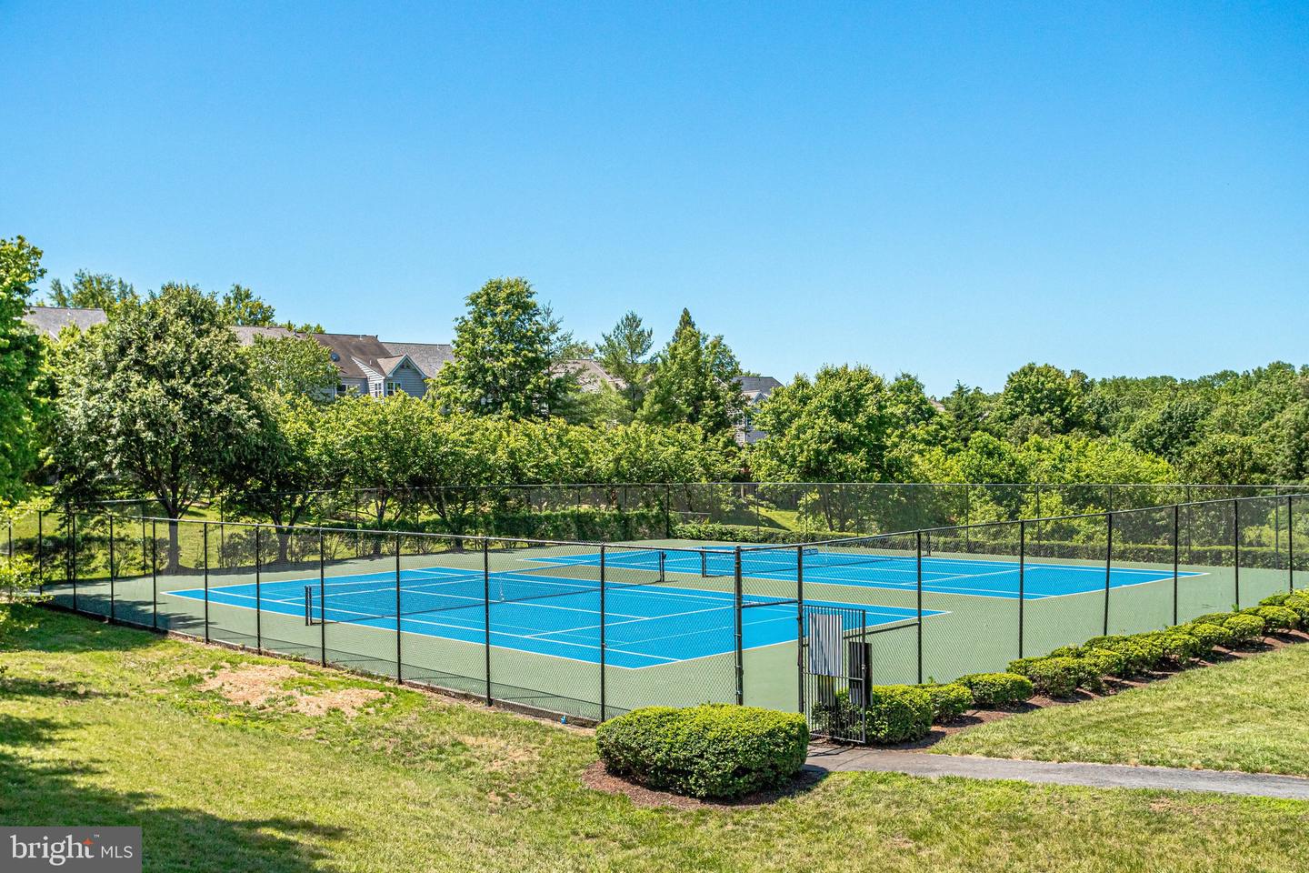 20931 TRINITY SQ, STERLING, Virginia 20165, 3 Bedrooms Bedrooms, ,3 BathroomsBathrooms,Residential,For sale,20931 TRINITY SQ,VALO2098780 MLS # VALO2098780