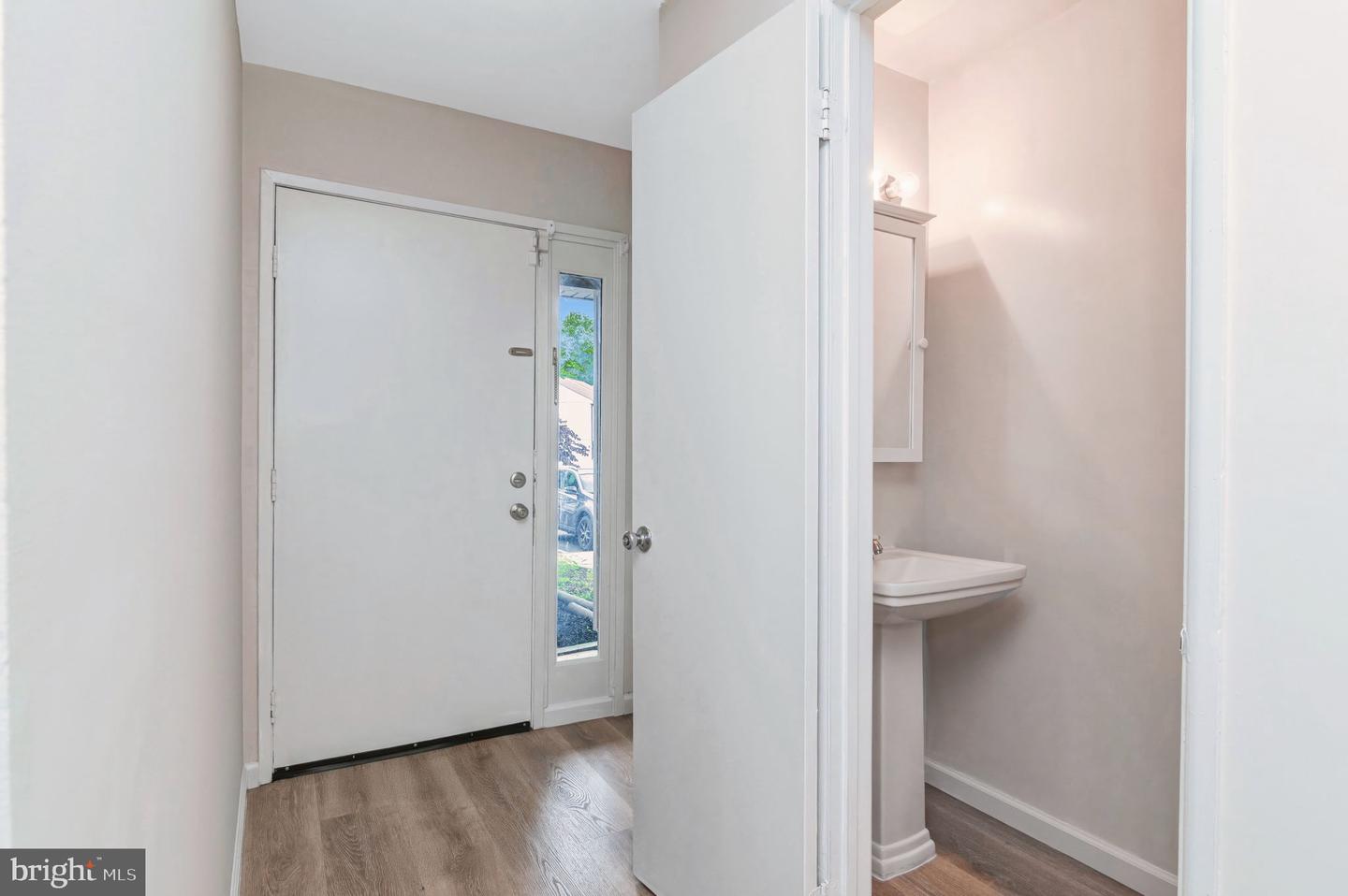 15369 GRIST MILL TER, WOODBRIDGE, Virginia 22191, 3 Bedrooms Bedrooms, ,2 BathroomsBathrooms,Residential,For sale,15369 GRIST MILL TER,VAPW2096382 MLS # VAPW2096382