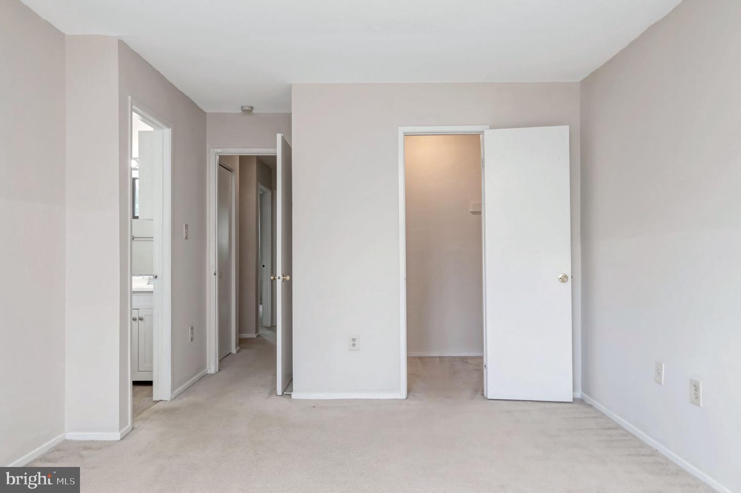 15369 GRIST MILL TER, WOODBRIDGE, Virginia 22191, 3 Bedrooms Bedrooms, ,2 BathroomsBathrooms,Residential,For sale,15369 GRIST MILL TER,VAPW2096382 MLS # VAPW2096382