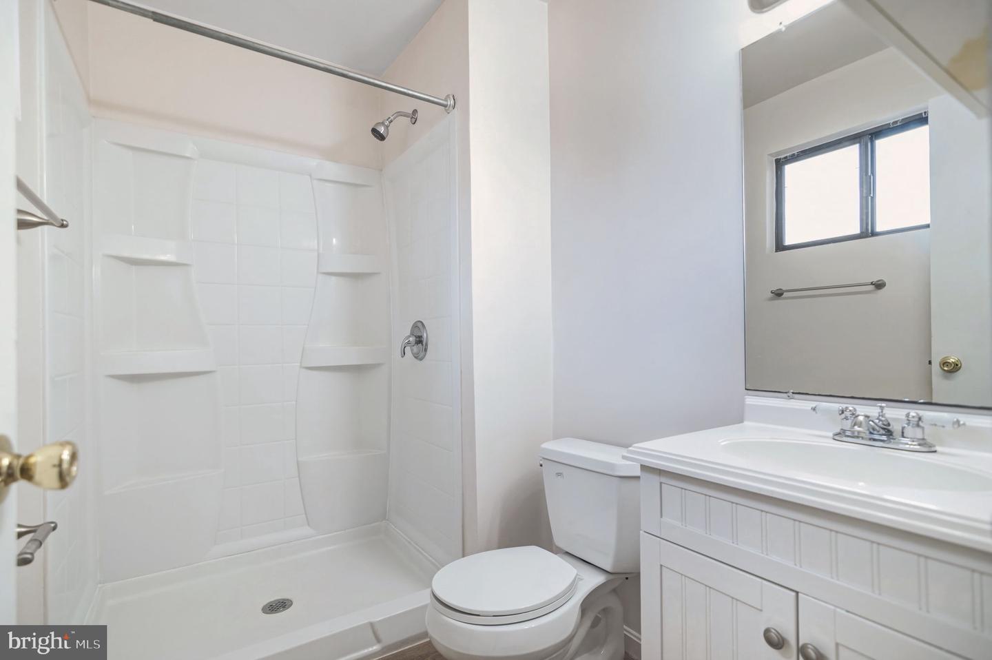 15369 GRIST MILL TER, WOODBRIDGE, Virginia 22191, 3 Bedrooms Bedrooms, ,2 BathroomsBathrooms,Residential,For sale,15369 GRIST MILL TER,VAPW2096382 MLS # VAPW2096382