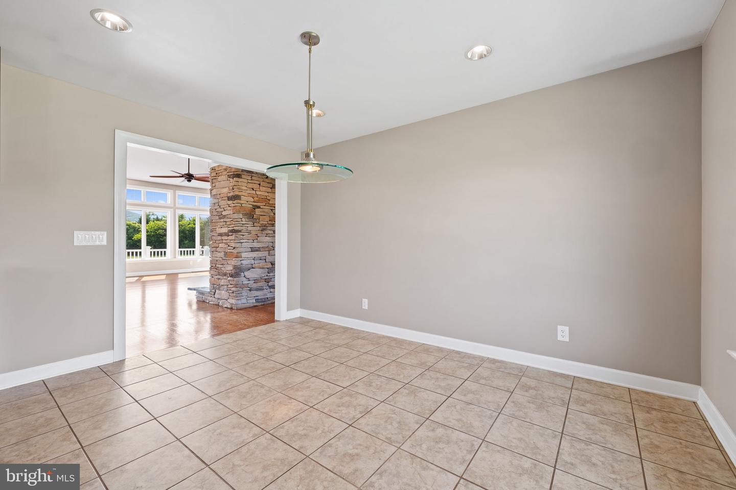 278 WYNNGATE DR, LURAY, Virginia 22835, 3 Bedrooms Bedrooms, 8 Rooms Rooms,3 BathroomsBathrooms,Residential,For sale,278 WYNNGATE DR,VAPA2004996 MLS # VAPA2004996