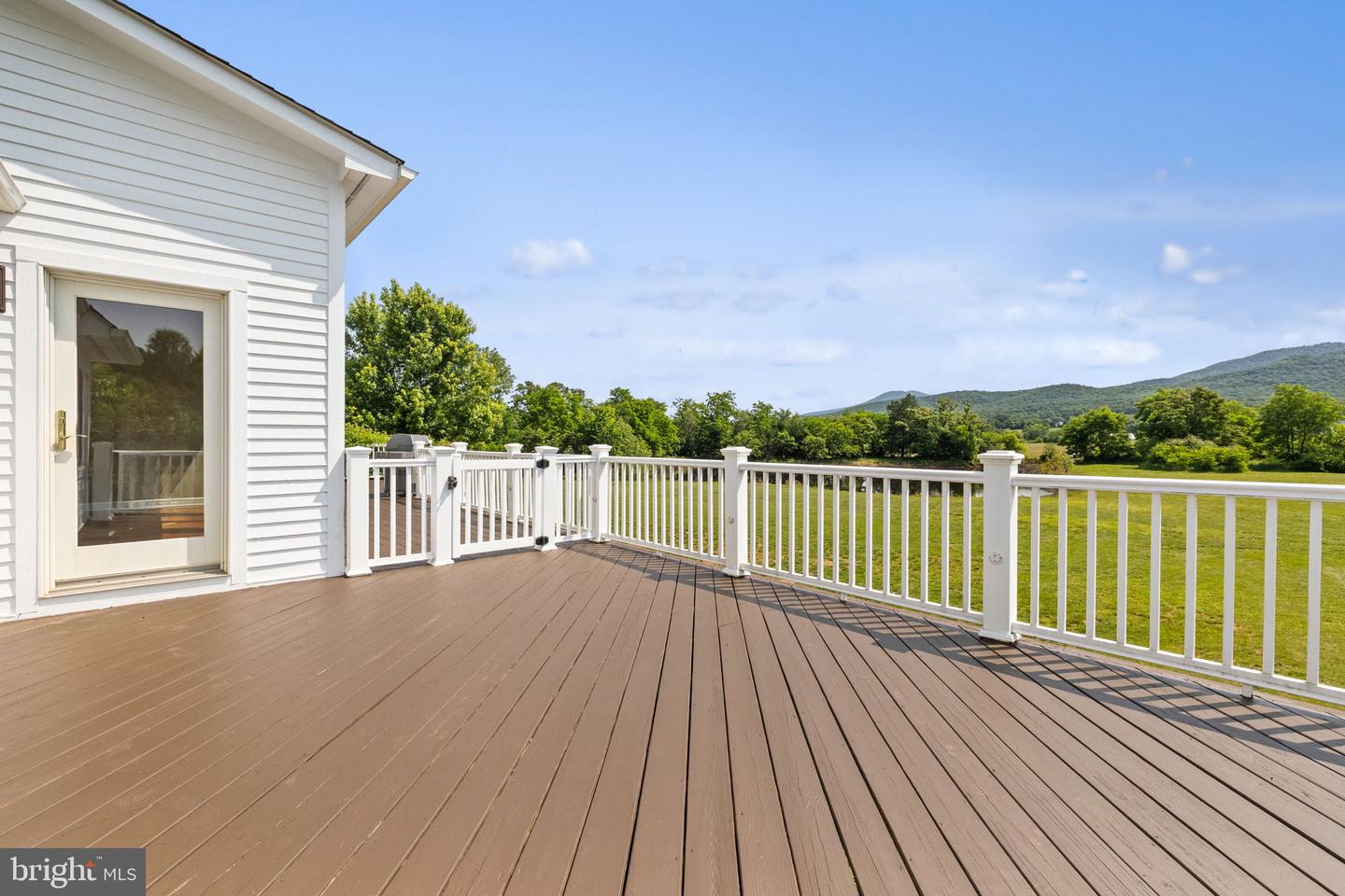 278 WYNNGATE DR, LURAY, Virginia 22835, 3 Bedrooms Bedrooms, 8 Rooms Rooms,3 BathroomsBathrooms,Residential,For sale,278 WYNNGATE DR,VAPA2004996 MLS # VAPA2004996