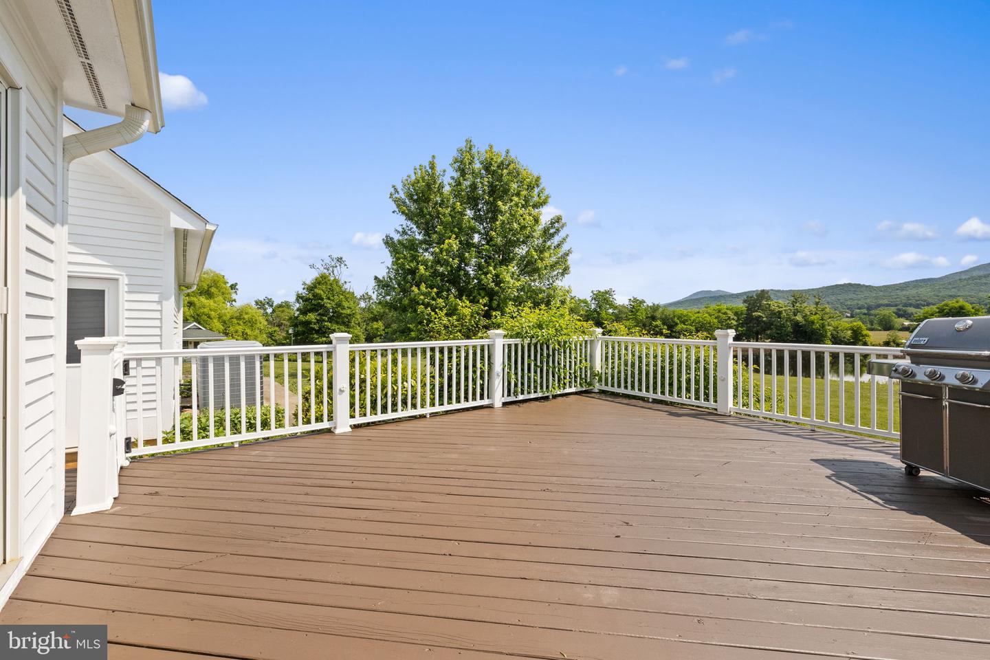 278 WYNNGATE DR, LURAY, Virginia 22835, 3 Bedrooms Bedrooms, 8 Rooms Rooms,3 BathroomsBathrooms,Residential,For sale,278 WYNNGATE DR,VAPA2004996 MLS # VAPA2004996