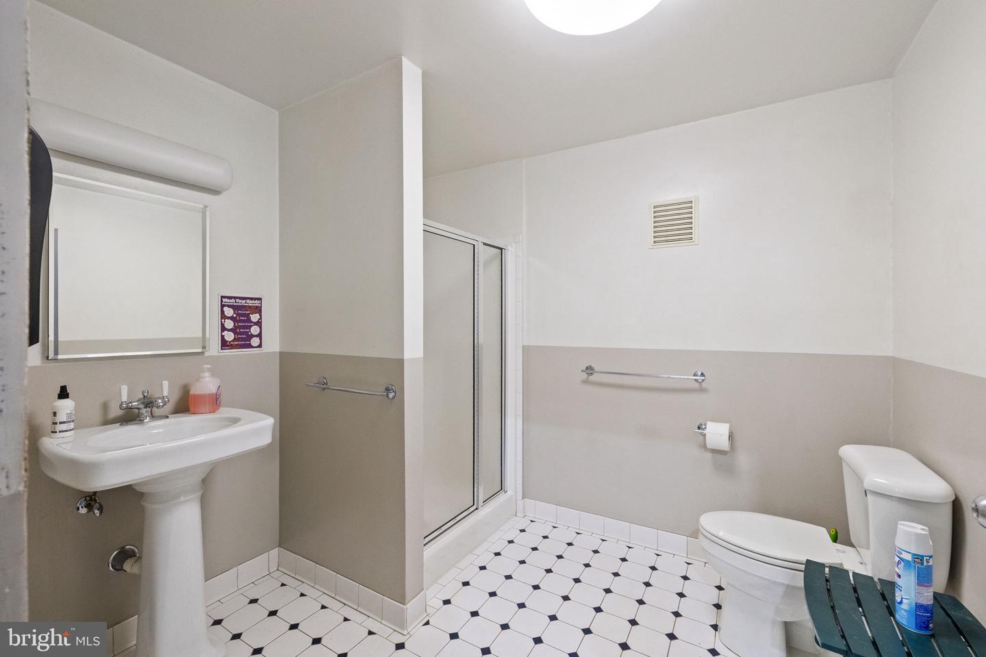278 WYNNGATE DR, LURAY, Virginia 22835, 3 Bedrooms Bedrooms, 8 Rooms Rooms,3 BathroomsBathrooms,Residential,For sale,278 WYNNGATE DR,VAPA2004996 MLS # VAPA2004996