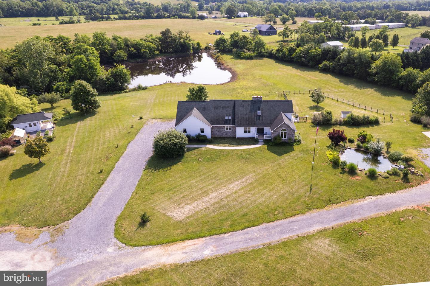 278 WYNNGATE DR, LURAY, Virginia 22835, 3 Bedrooms Bedrooms, 8 Rooms Rooms,3 BathroomsBathrooms,Residential,For sale,278 WYNNGATE DR,VAPA2004996 MLS # VAPA2004996
