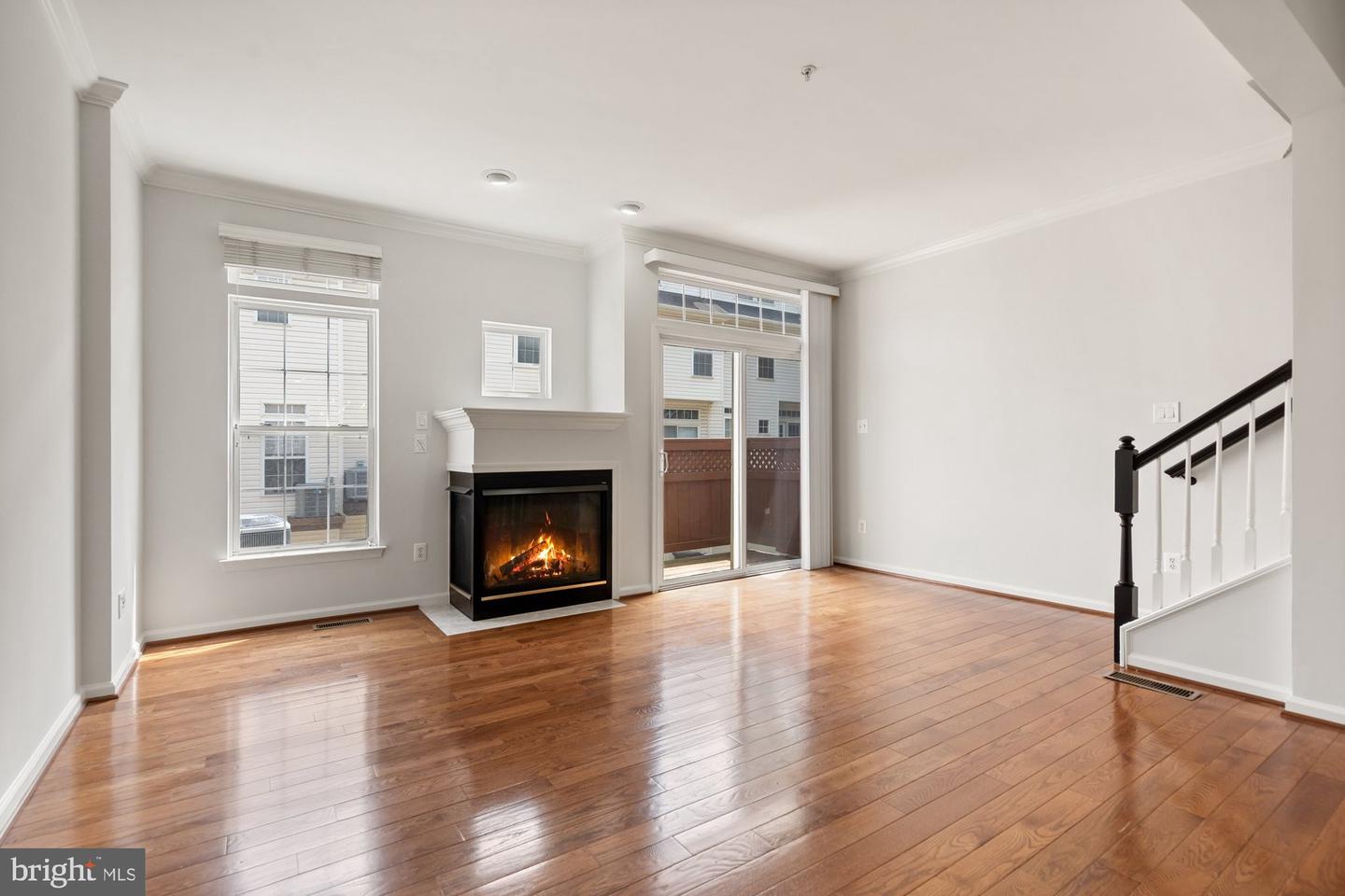 2706 MANHATTAN PL, VIENNA, Virginia 22180, 3 Bedrooms Bedrooms, ,3 BathroomsBathrooms,Residential,For sale,2706 MANHATTAN PL,VAFX2245798 MLS # VAFX2245798