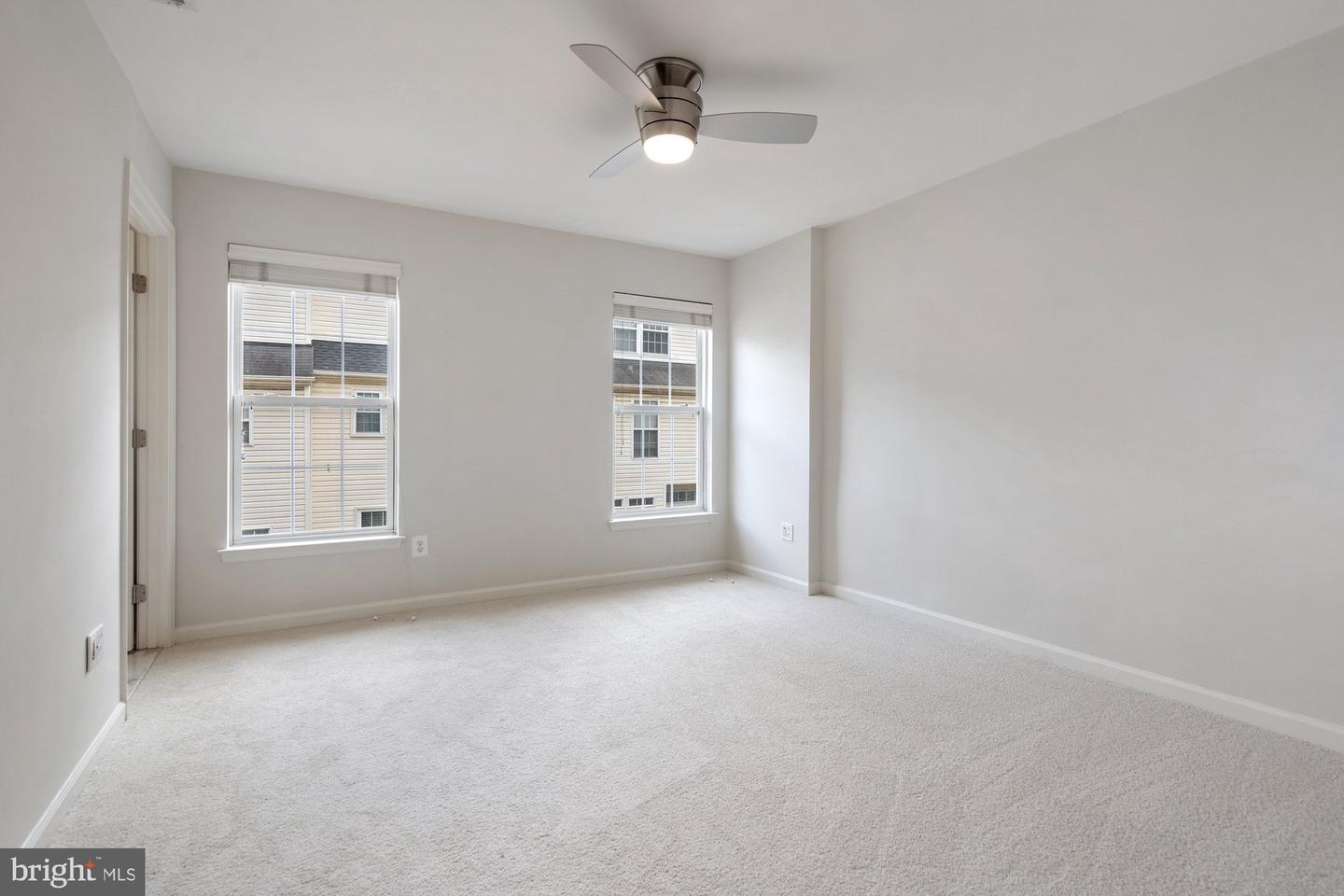 2706 MANHATTAN PL, VIENNA, Virginia 22180, 3 Bedrooms Bedrooms, ,3 BathroomsBathrooms,Residential,For sale,2706 MANHATTAN PL,VAFX2245798 MLS # VAFX2245798