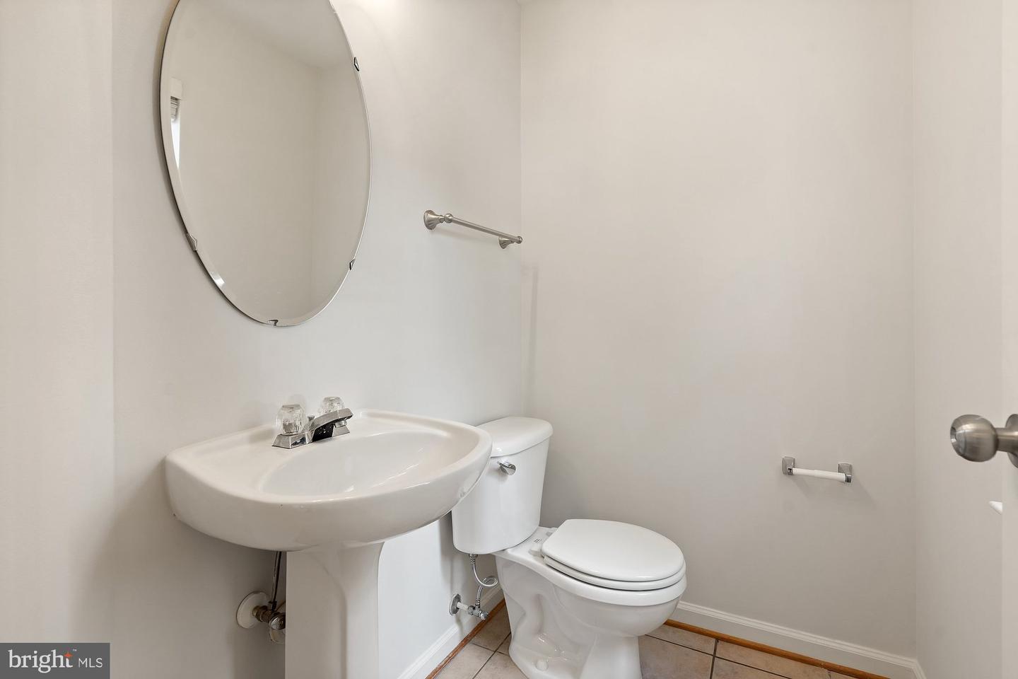 2706 MANHATTAN PL, VIENNA, Virginia 22180, 3 Bedrooms Bedrooms, ,3 BathroomsBathrooms,Residential,For sale,2706 MANHATTAN PL,VAFX2245798 MLS # VAFX2245798