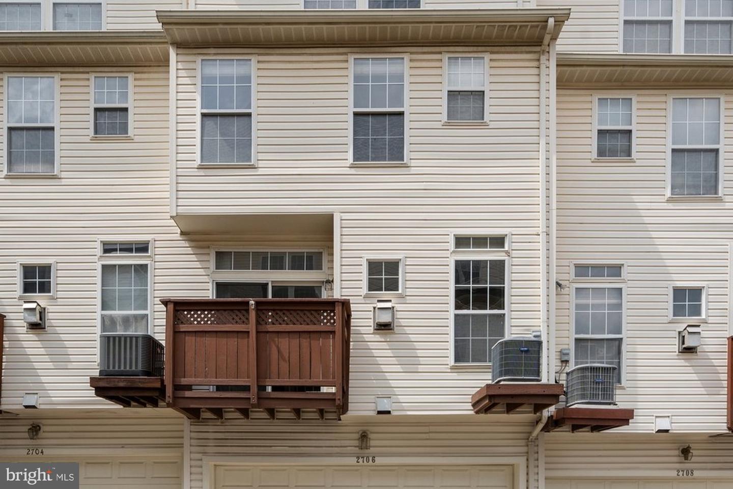 2706 MANHATTAN PL, VIENNA, Virginia 22180, 3 Bedrooms Bedrooms, ,3 BathroomsBathrooms,Residential,For sale,2706 MANHATTAN PL,VAFX2245798 MLS # VAFX2245798