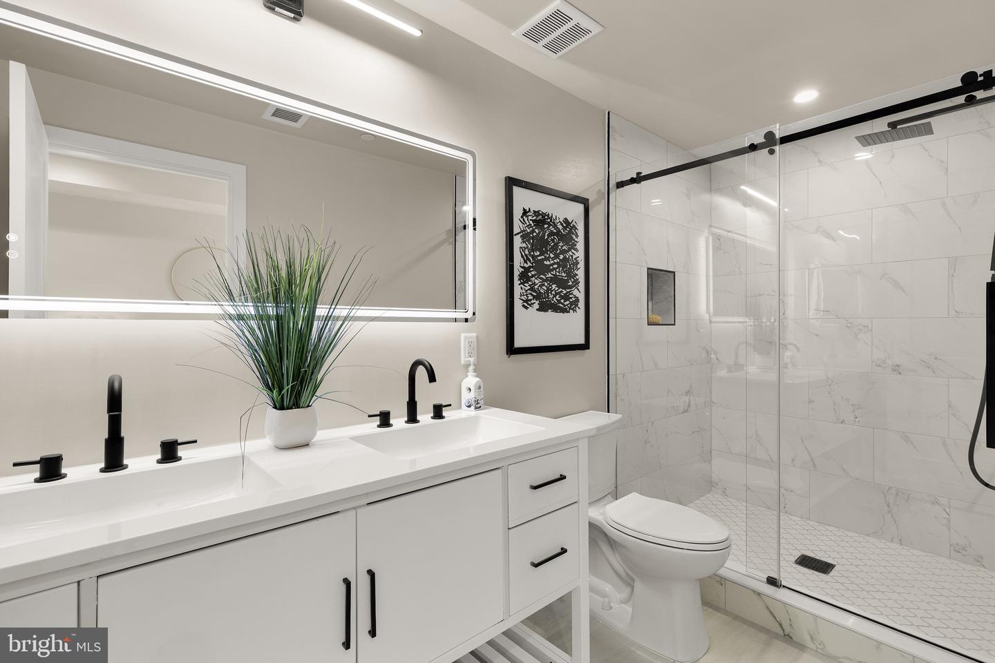 3646 13TH ST NW #UNIT 1, WASHINGTON, District Of Columbia 20010, 4 Bedrooms Bedrooms, ,3 BathroomsBathrooms,Residential,For sale,3646 13TH ST NW #UNIT 1,DCDC2204312 MLS # DCDC2204312