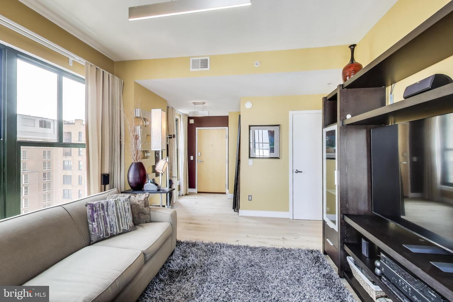 910 M ST NW #1022, WASHINGTON, District Of Columbia 20001, 3 Bedrooms Bedrooms, ,2 BathroomsBathrooms,Residential,For sale,910 M ST NW #1022,DCDC2204322 MLS # DCDC2204322
