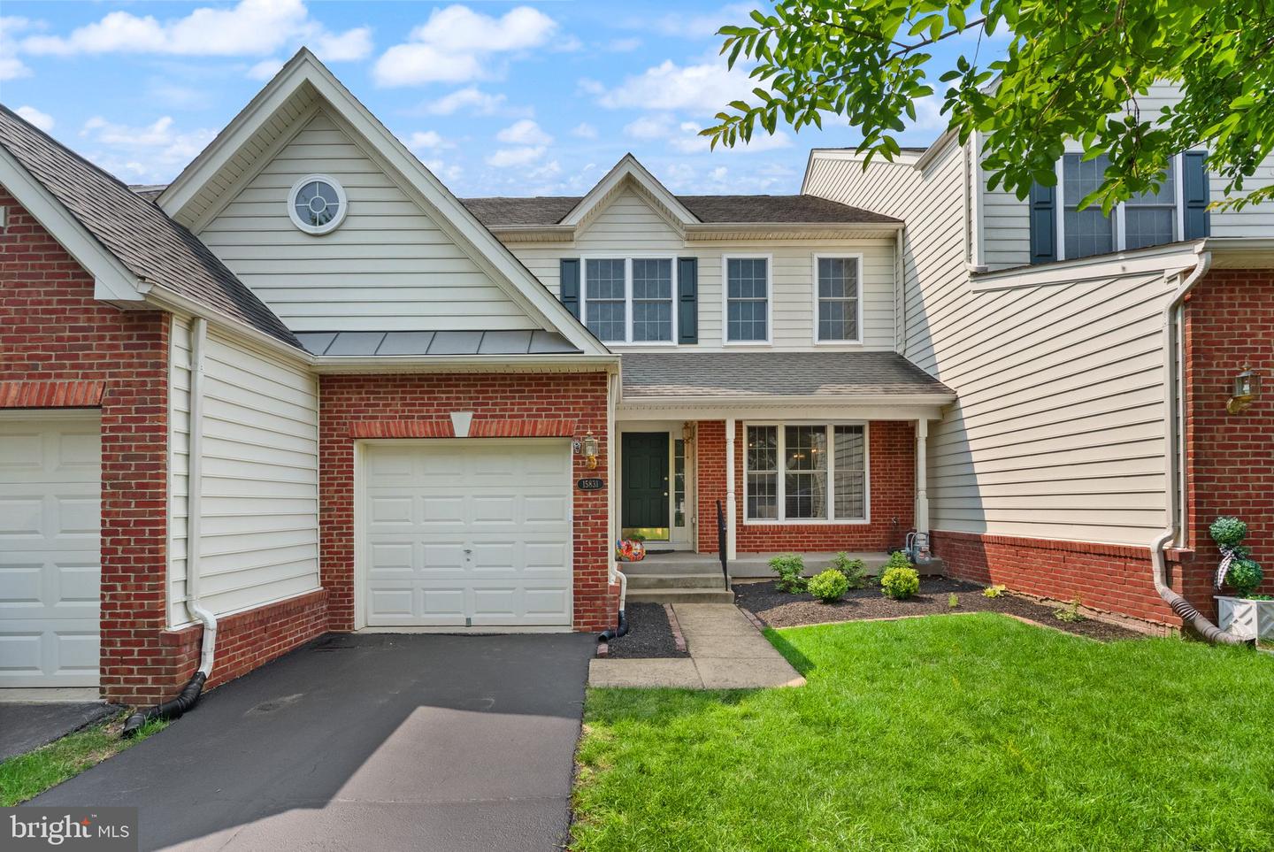 15831 FOURMILE CREEK CT, HAYMARKET, Virginia 20169, 3 Bedrooms Bedrooms, ,3 BathroomsBathrooms,Residential,For sale,15831 FOURMILE CREEK CT,VAPW2096408 MLS # VAPW2096408