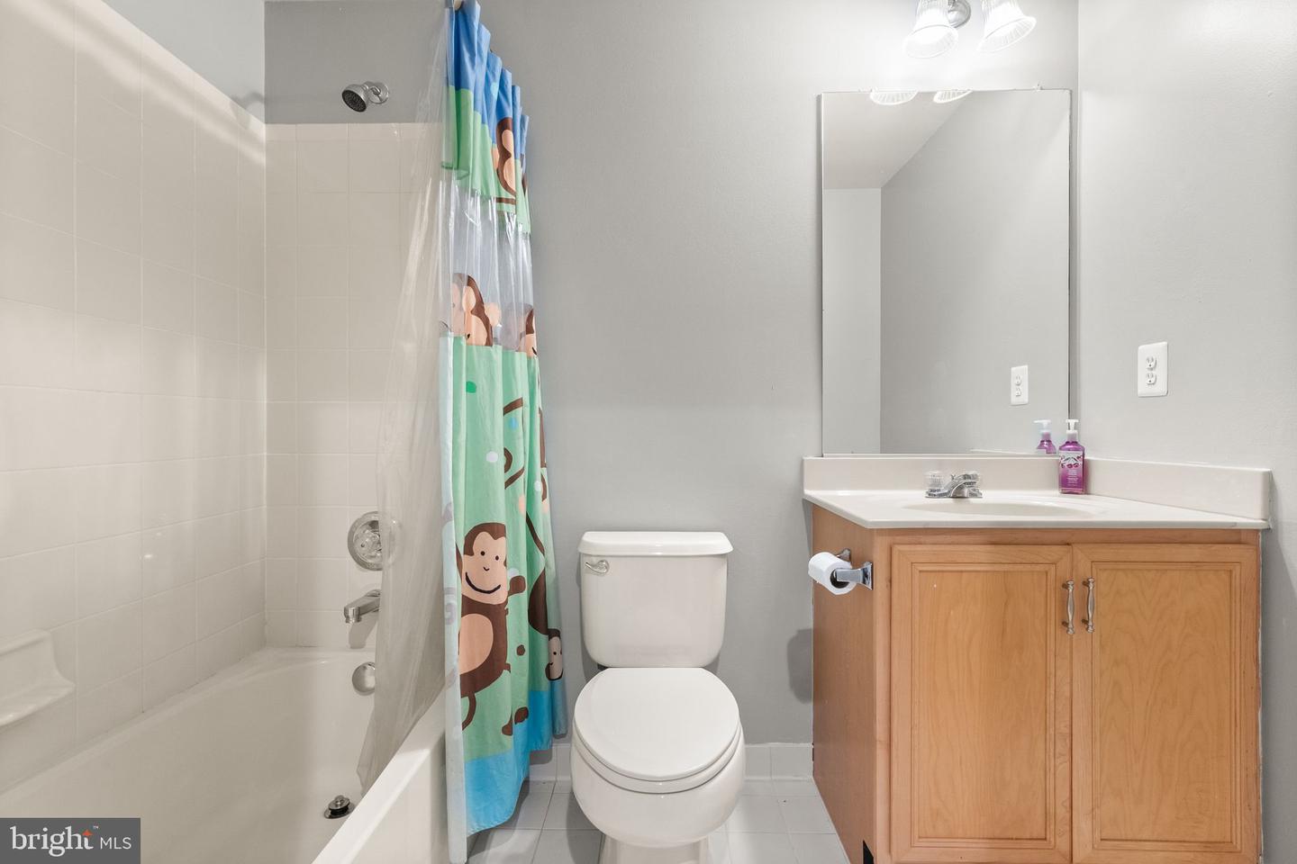 15831 FOURMILE CREEK CT, HAYMARKET, Virginia 20169, 3 Bedrooms Bedrooms, ,3 BathroomsBathrooms,Residential,For sale,15831 FOURMILE CREEK CT,VAPW2096408 MLS # VAPW2096408