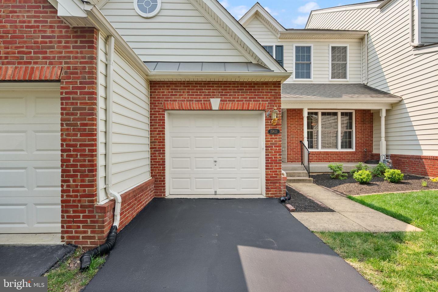 15831 FOURMILE CREEK CT, HAYMARKET, Virginia 20169, 3 Bedrooms Bedrooms, ,3 BathroomsBathrooms,Residential,For sale,15831 FOURMILE CREEK CT,VAPW2096408 MLS # VAPW2096408