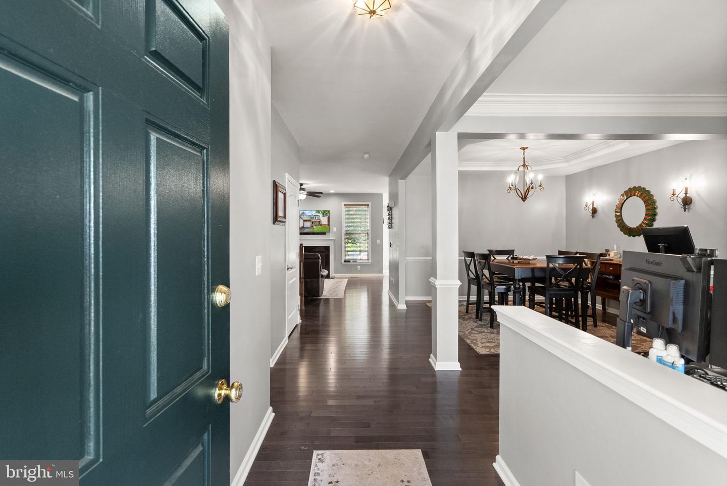 15831 FOURMILE CREEK CT, HAYMARKET, Virginia 20169, 3 Bedrooms Bedrooms, ,3 BathroomsBathrooms,Residential,For sale,15831 FOURMILE CREEK CT,VAPW2096408 MLS # VAPW2096408