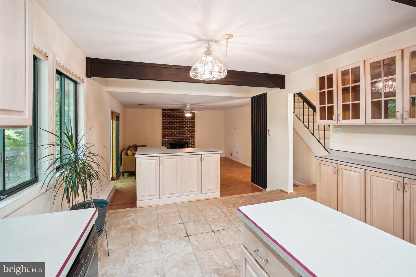 12309 MULBERRY CT, WOODBRIDGE, Virginia 22192, 5 Bedrooms Bedrooms, ,3 BathroomsBathrooms,Residential,For sale,12309 MULBERRY CT,VAPW2096412 MLS # VAPW2096412