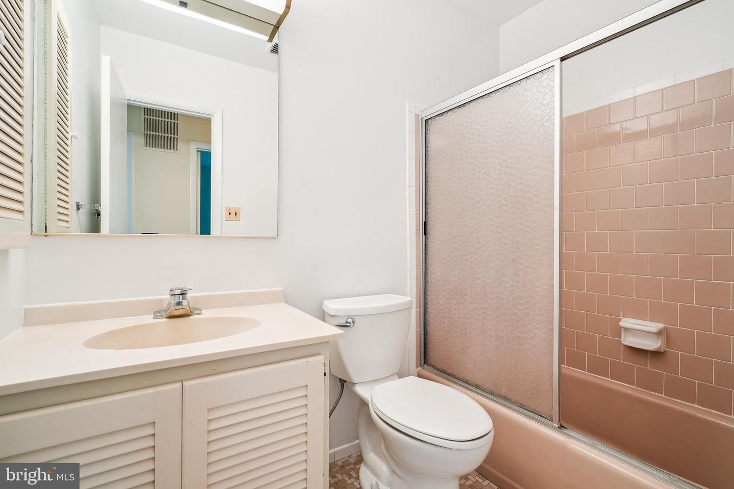 12309 MULBERRY CT, WOODBRIDGE, Virginia 22192, 5 Bedrooms Bedrooms, ,3 BathroomsBathrooms,Residential,For sale,12309 MULBERRY CT,VAPW2096412 MLS # VAPW2096412