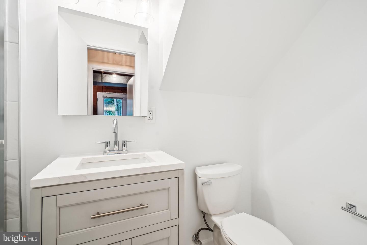 12309 MULBERRY CT, WOODBRIDGE, Virginia 22192, 5 Bedrooms Bedrooms, ,3 BathroomsBathrooms,Residential,For sale,12309 MULBERRY CT,VAPW2096412 MLS # VAPW2096412