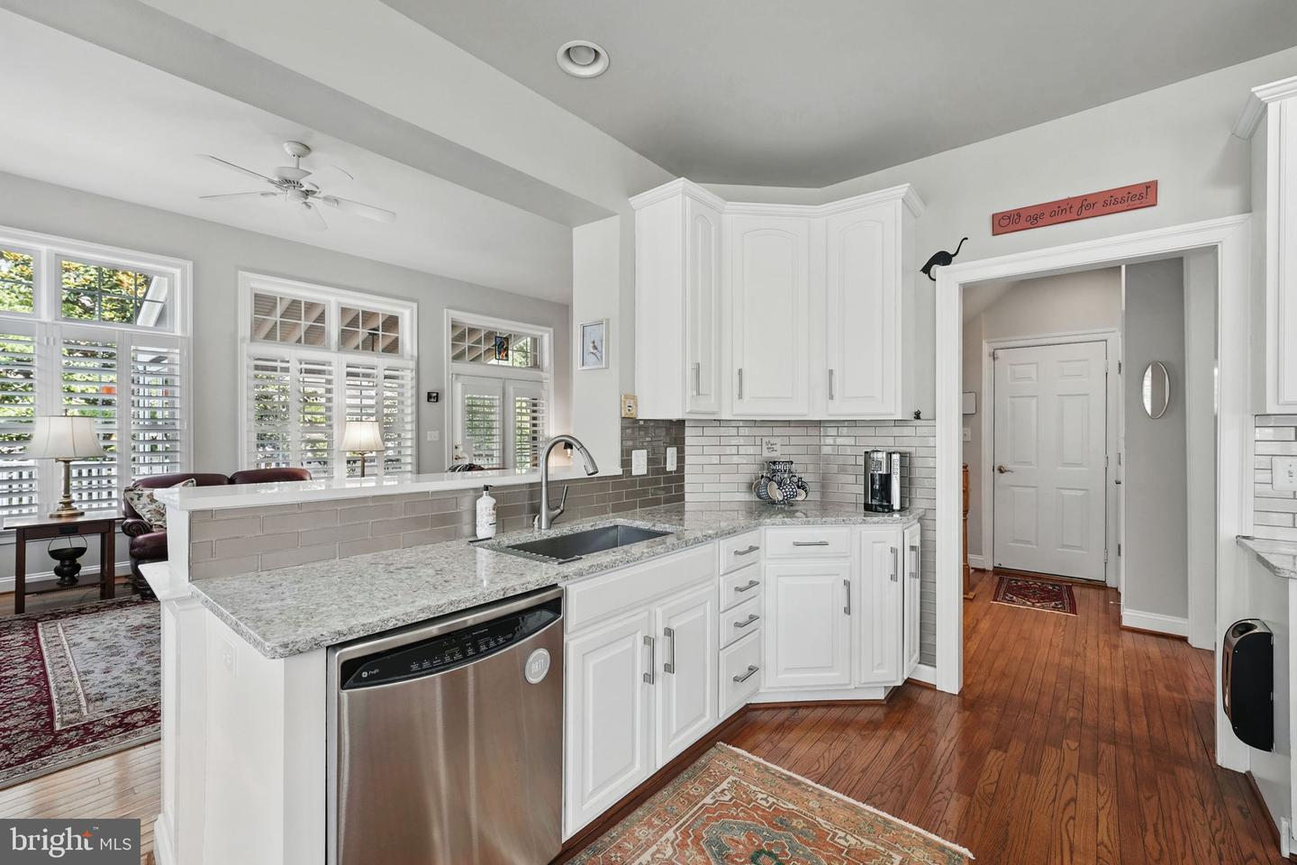 6321 WILMINGTON DR, BURKE, Virginia 22015, 5 Bedrooms Bedrooms, ,5 BathroomsBathrooms,Residential,For sale,6321 WILMINGTON DR,VAFX2245914 MLS # VAFX2245914
