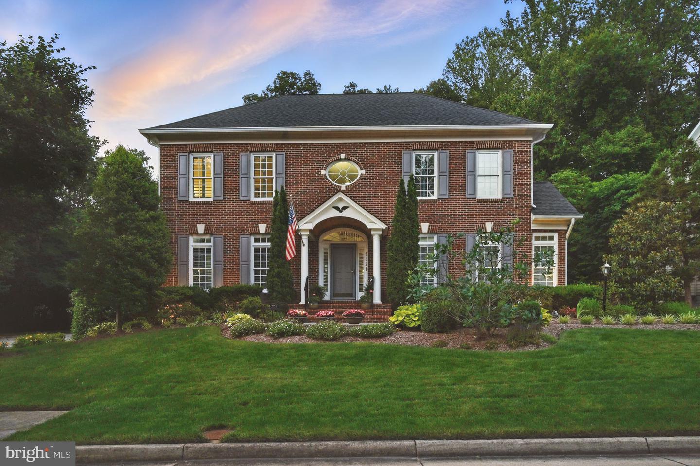 6321 WILMINGTON DR, BURKE, Virginia 22015, 5 Bedrooms Bedrooms, ,5 BathroomsBathrooms,Residential,For sale,6321 WILMINGTON DR,VAFX2245914 MLS # VAFX2245914